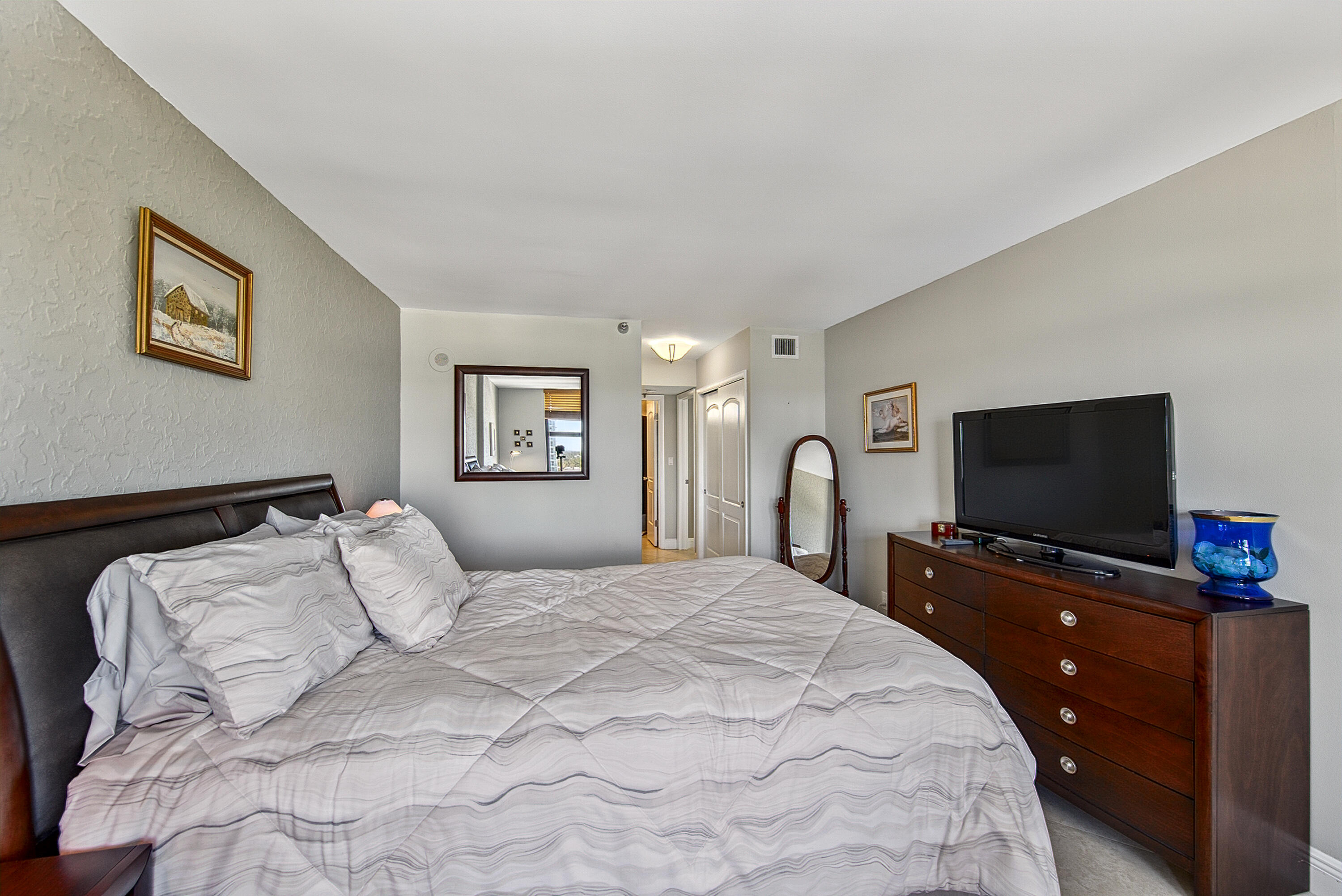 1500 N Ocean Boulevard 803 Property Photo 18