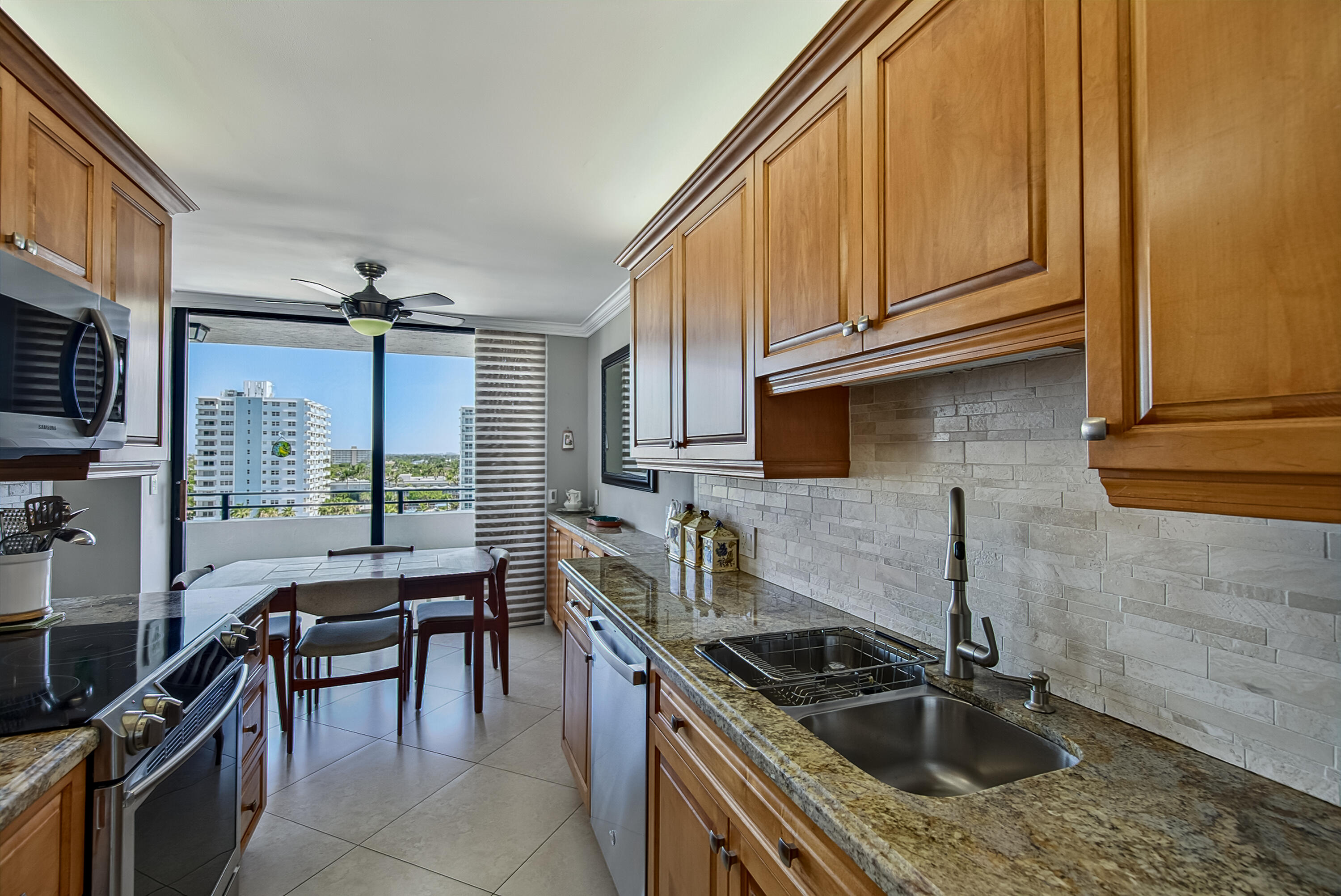 1500 N Ocean Boulevard 803 Property Photo 34