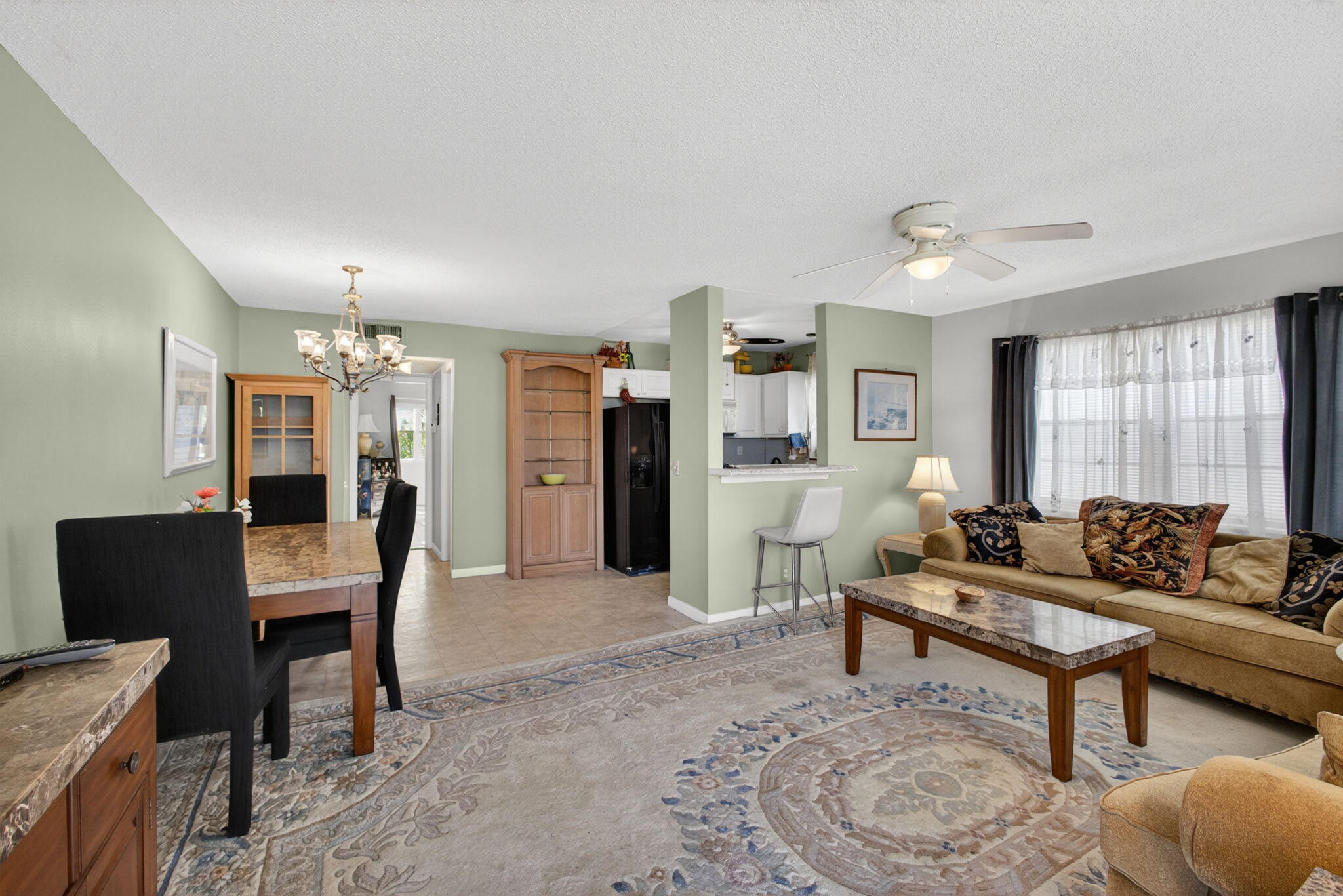 157 Camden G Property Photo 1