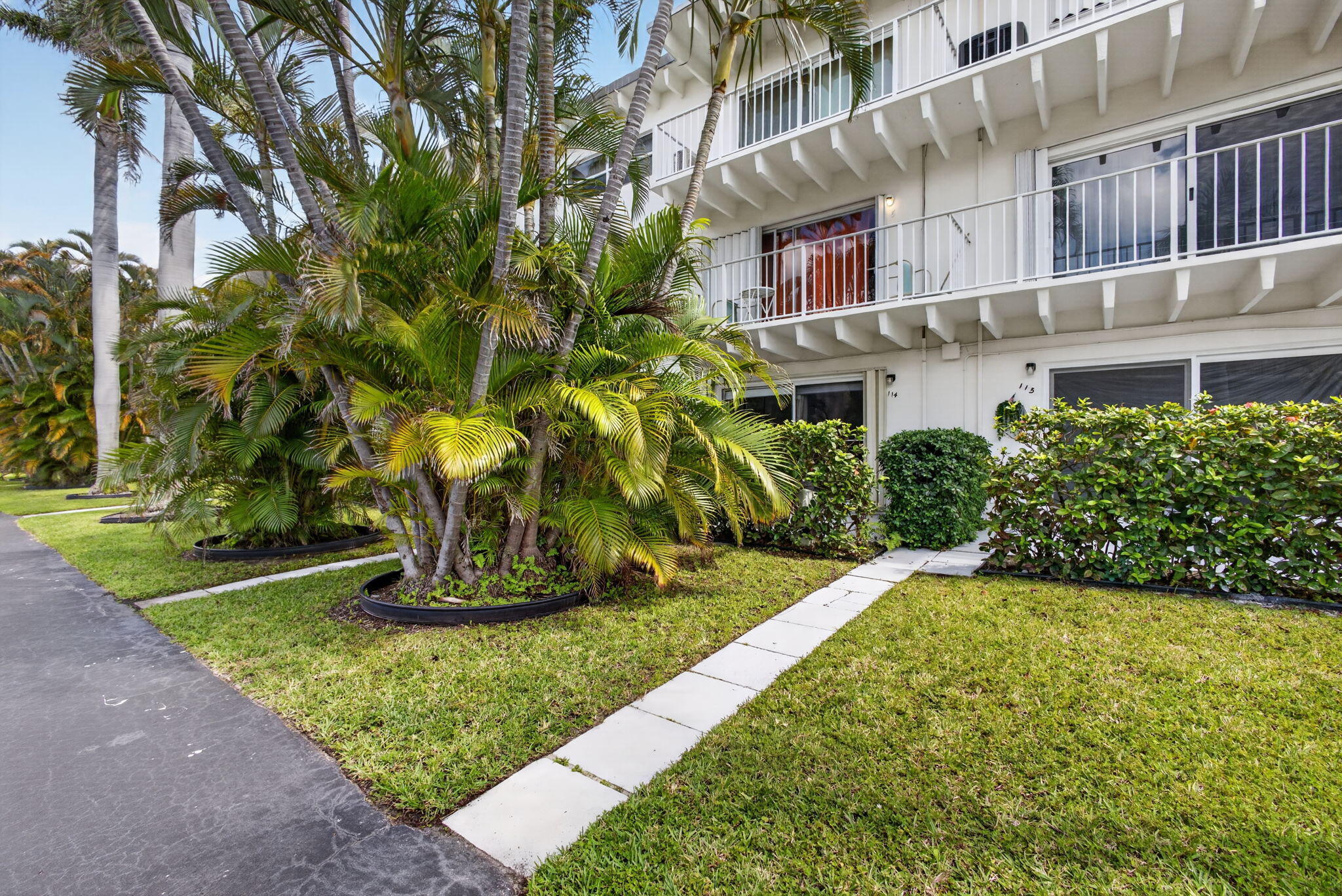 4001 S Ocean Boulevard 114 Property Photo 10