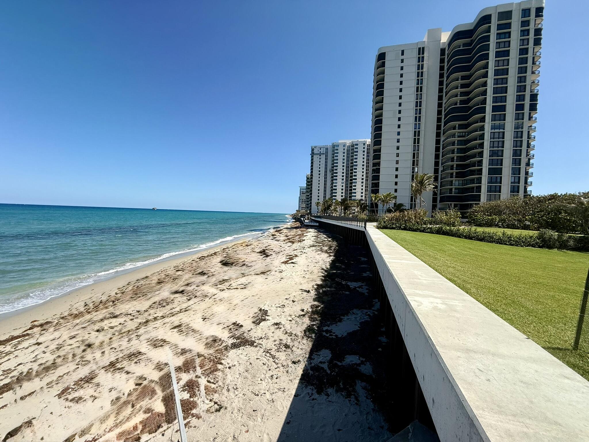 5400 N Ocean Drive 1d Property Photo 35