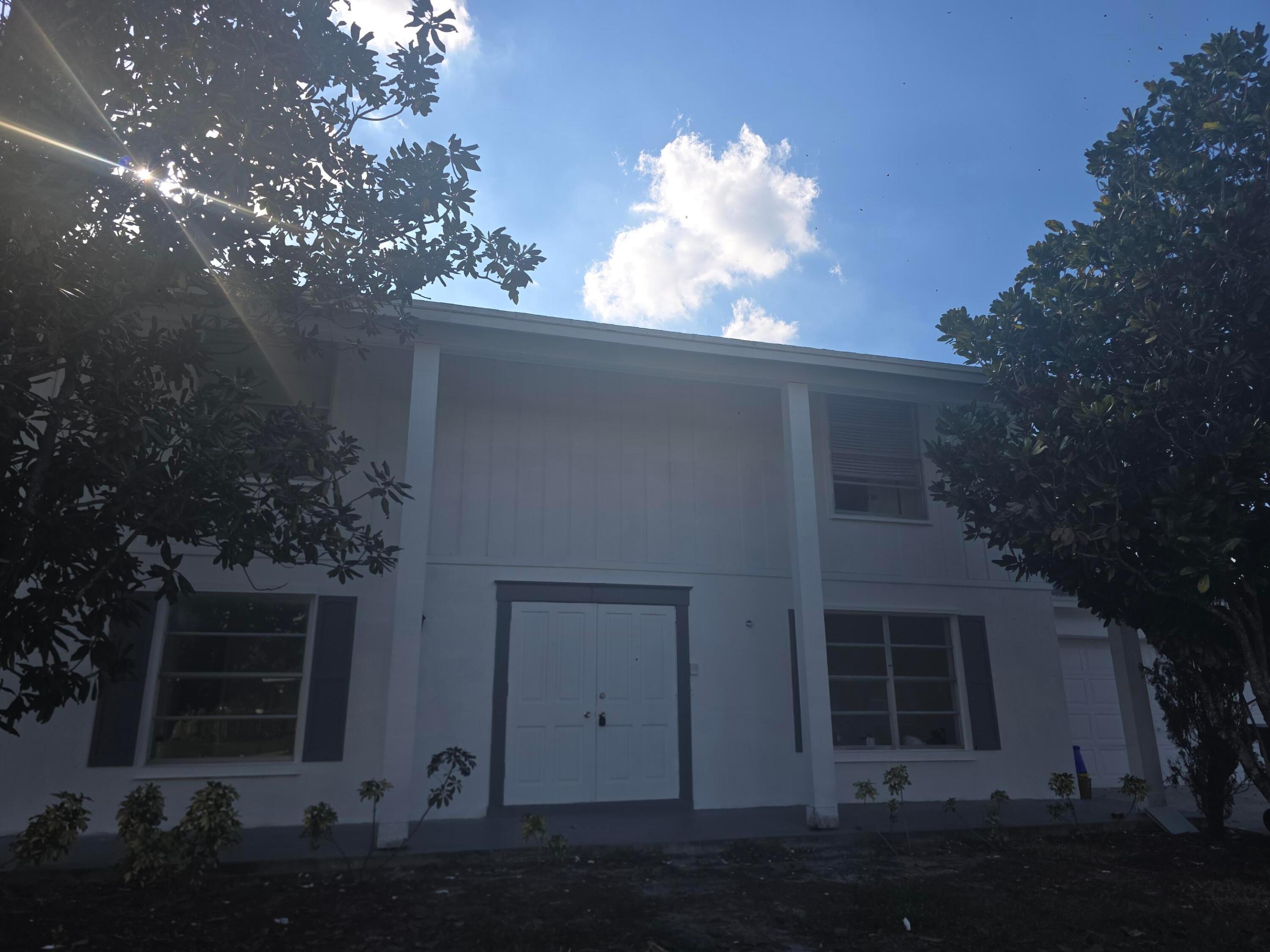 1243 Kinglet Terrace Property Photo 1