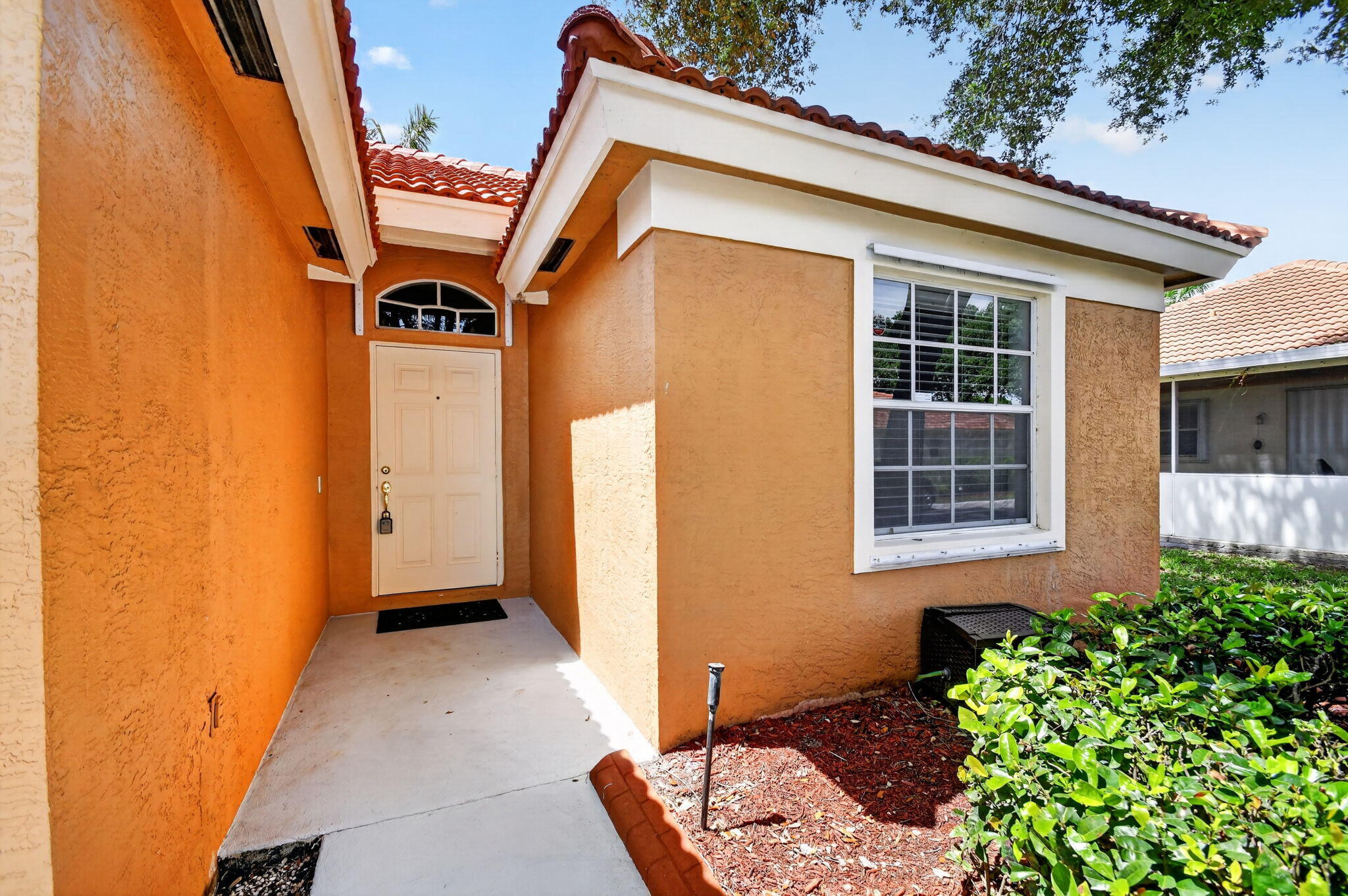 1084 Aspri Way Property Photo 4