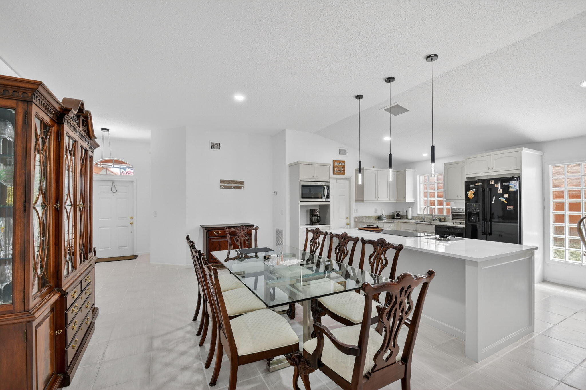 1084 Aspri Way Property Photo 8