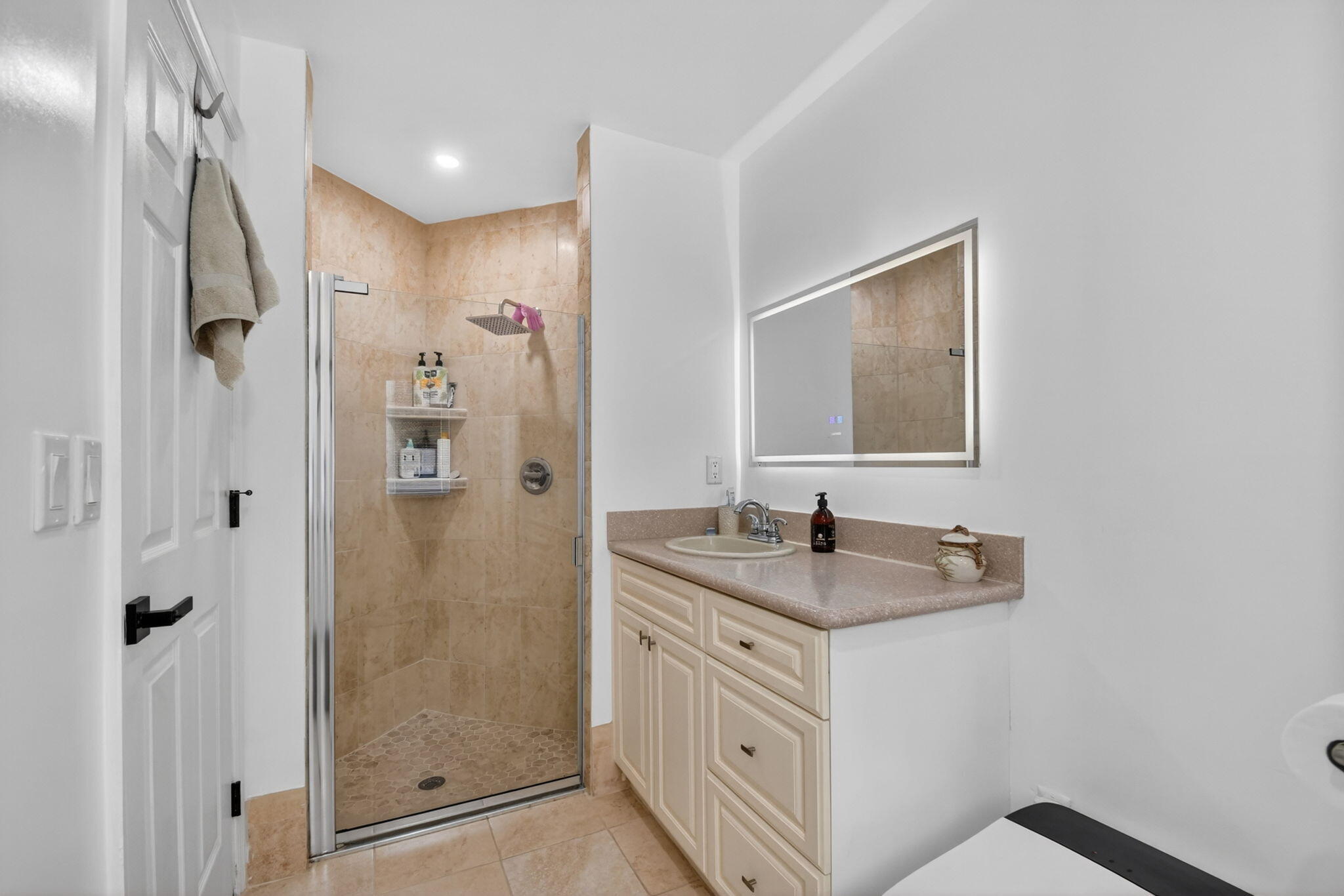 1084 Aspri Way Property Photo 22