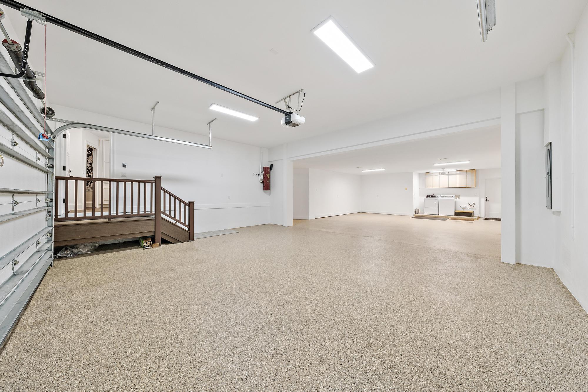 942 Pompano Drive Property Photo 35