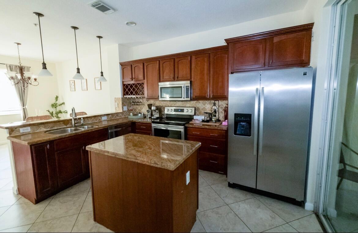 4574 Danson Way Property Photo 1
