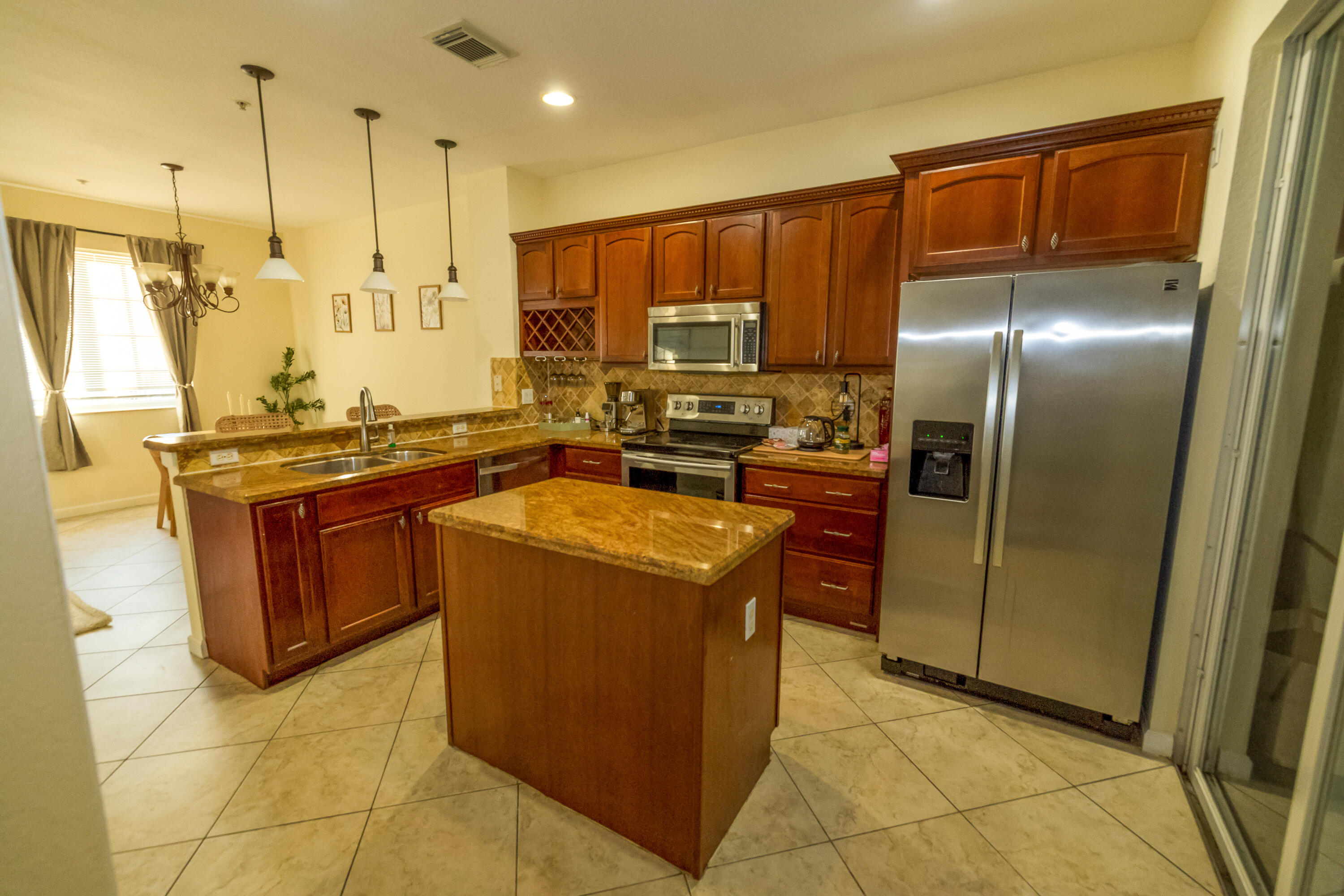4574 Danson Way Property Photo 8