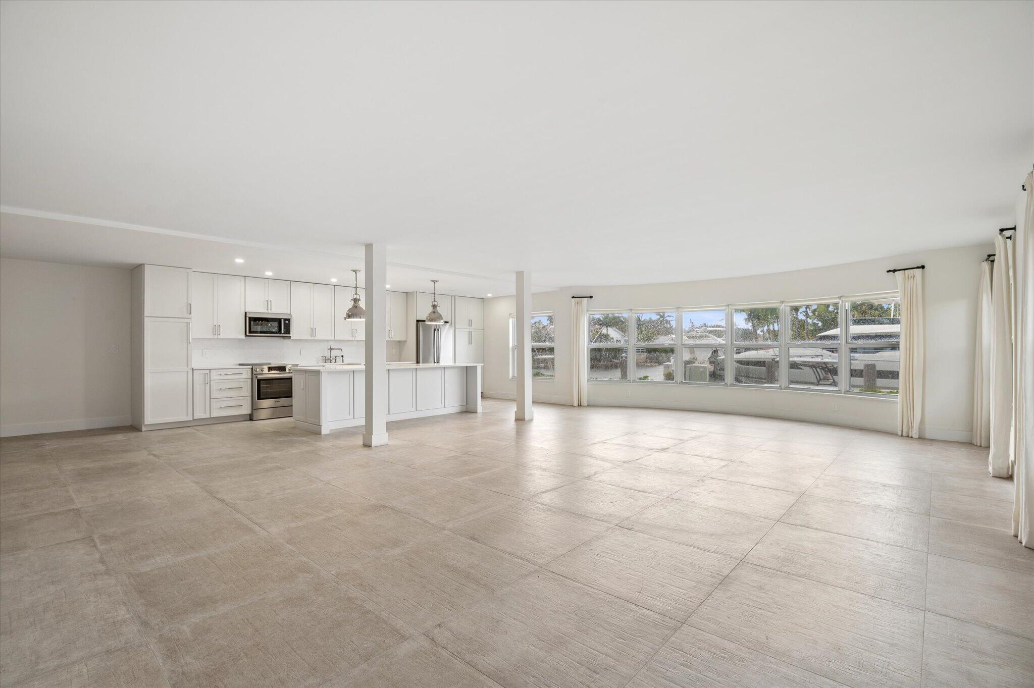 5100 Bayview Drive 106 Property Photo 7