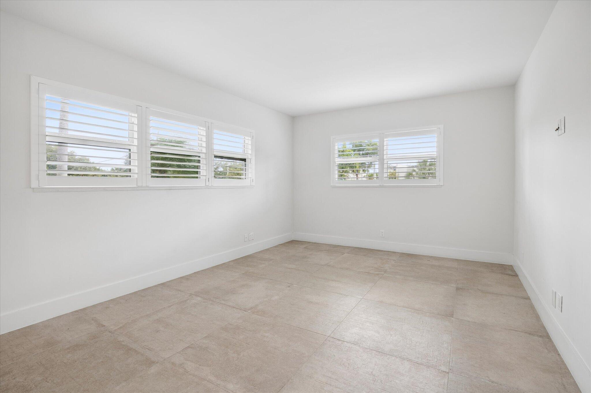 5100 Bayview Drive 106 Property Photo 15