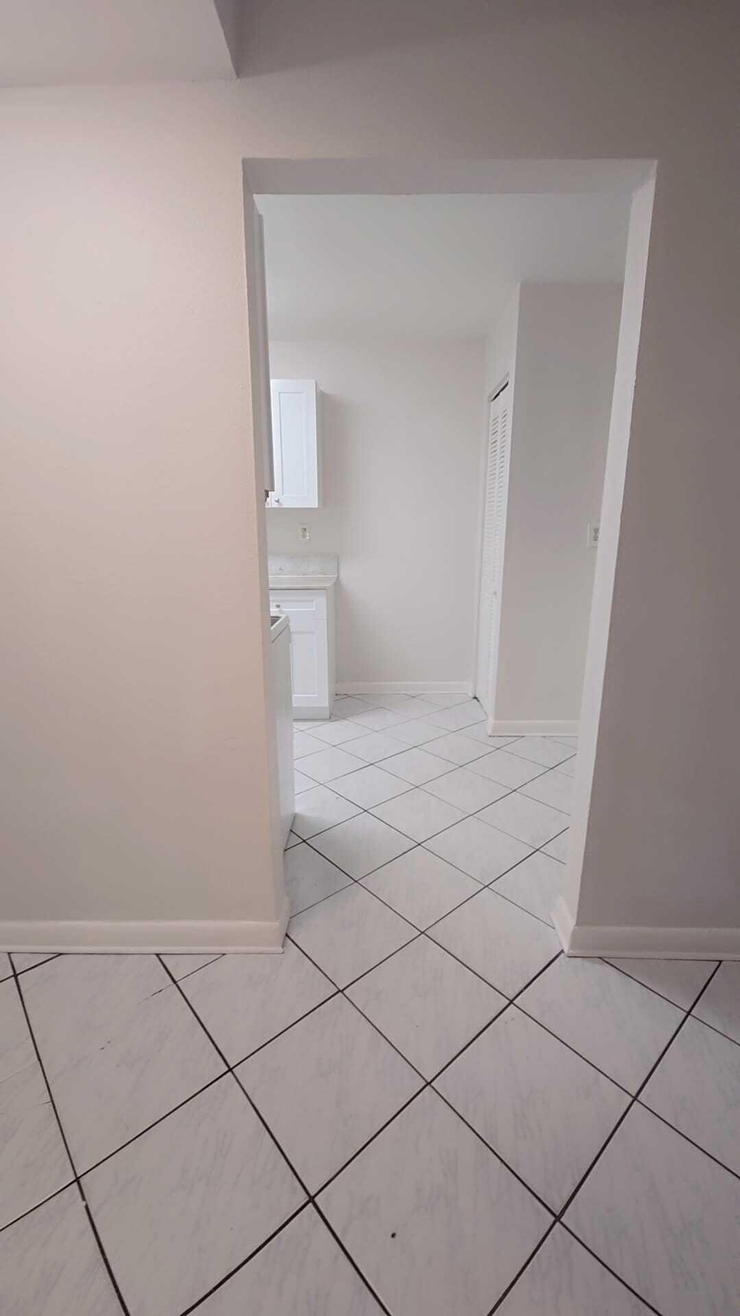4111 Stirling Road 406 Property Photo 11