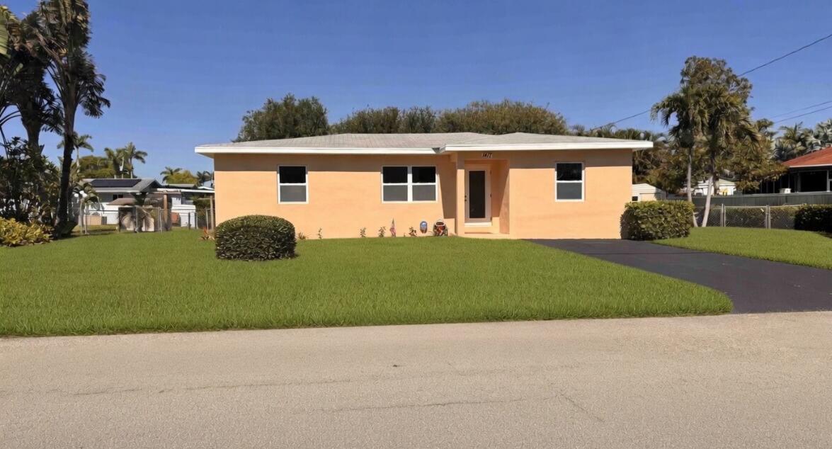 1417 Willow Road