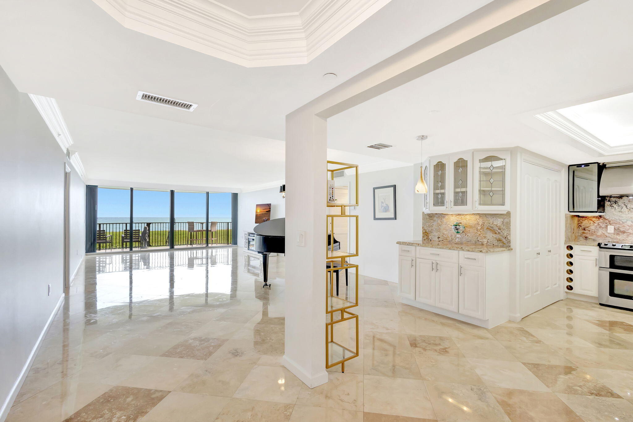 400 Beach Road 103 Property Photo 10