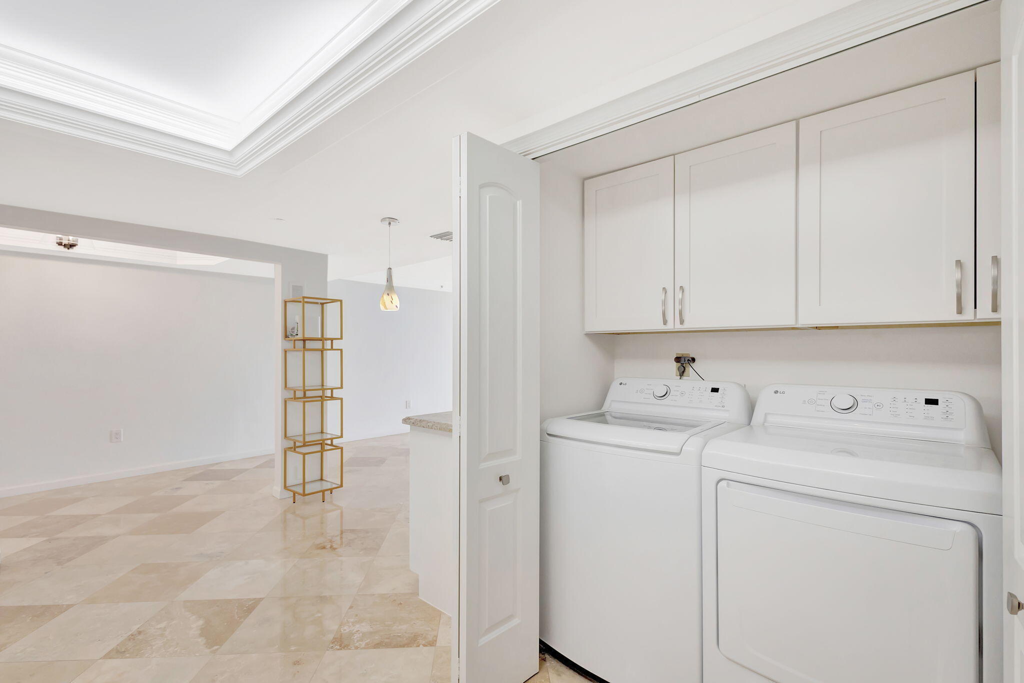 400 Beach Road 103 Property Photo 27