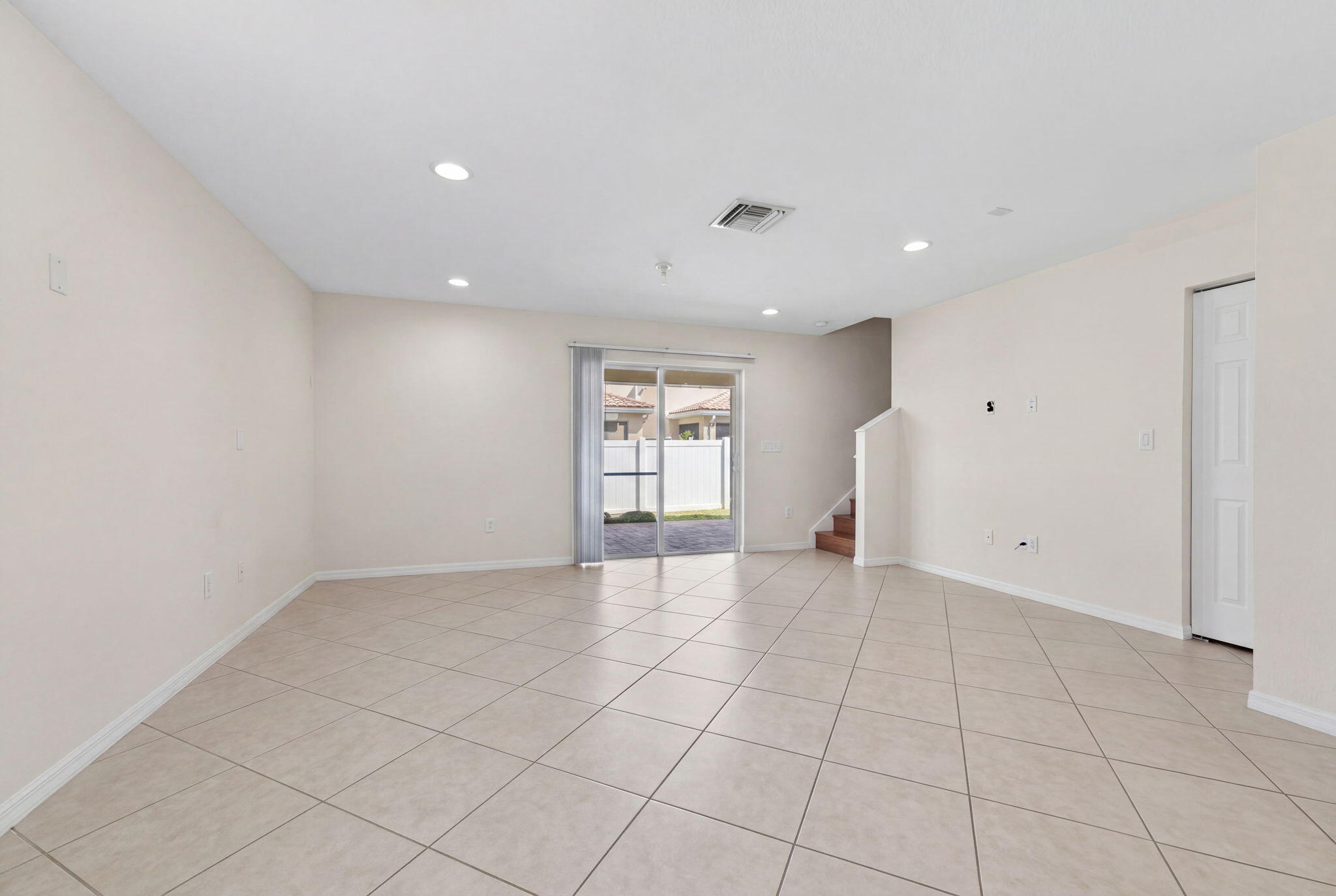 5951 Manchester Way Property Photo 26