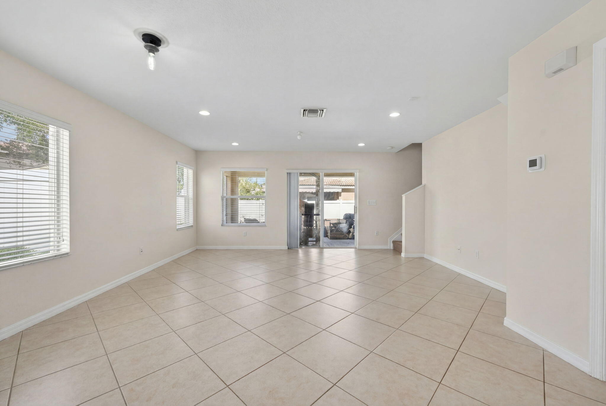 5951 Manchester Way Property Photo 29