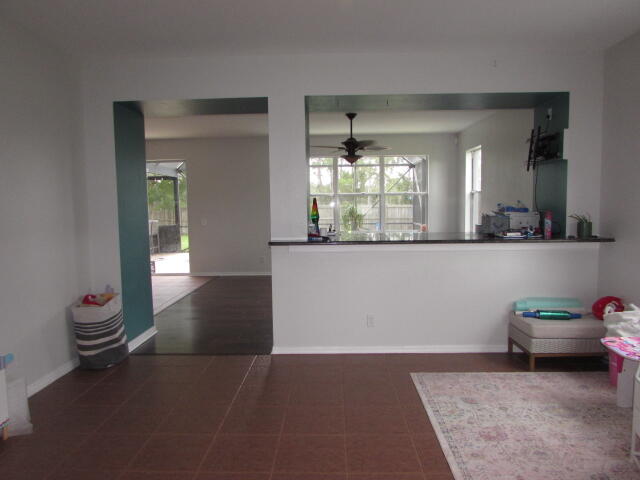 5800 Nw Allyse Drive Property Photo 6