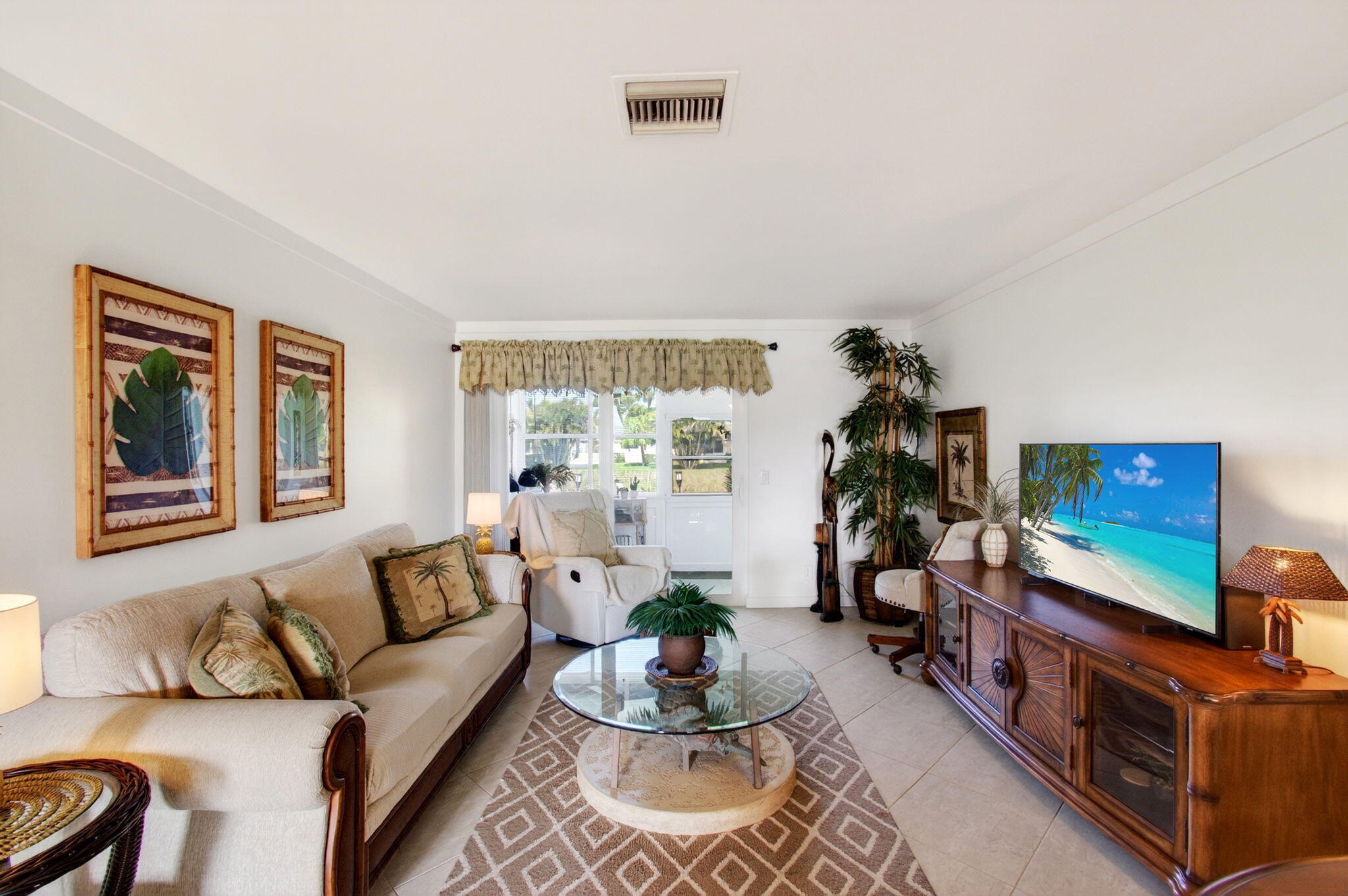 2533 Dudley Dr Unit E Property Photo 10