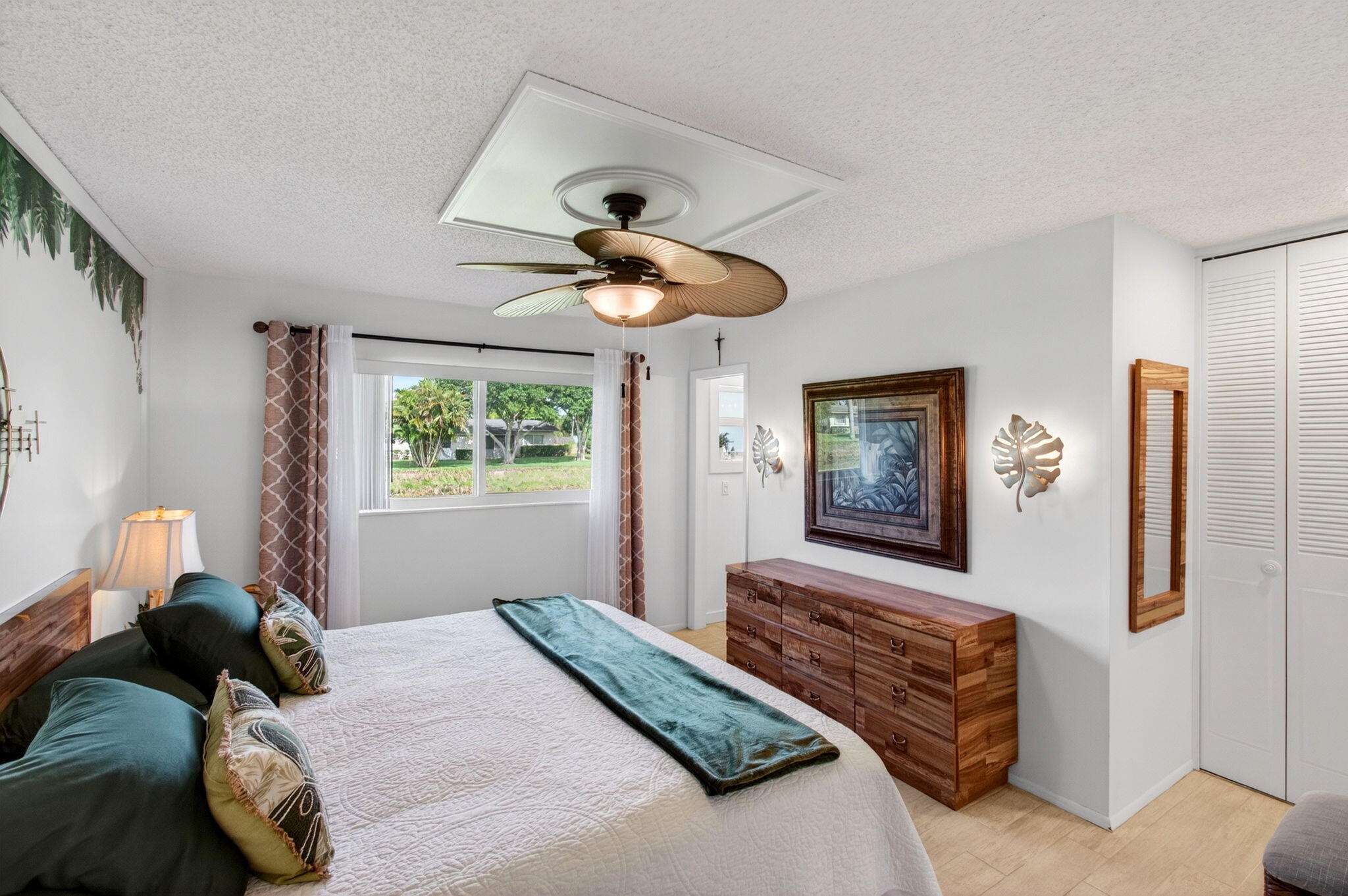 2533 Dudley Dr Unit E Property Photo 42