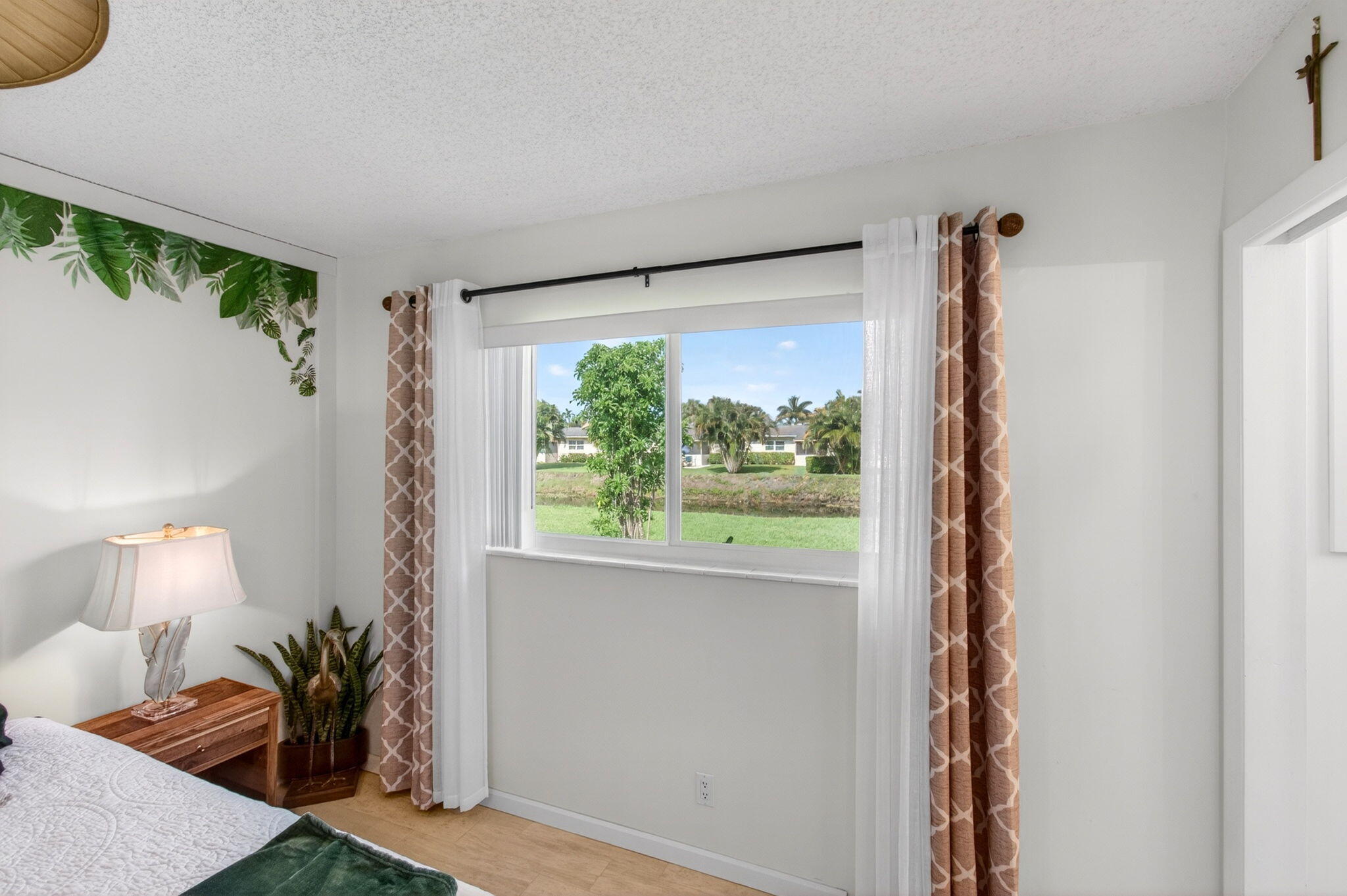 2533 Dudley Dr Unit E Property Photo 43