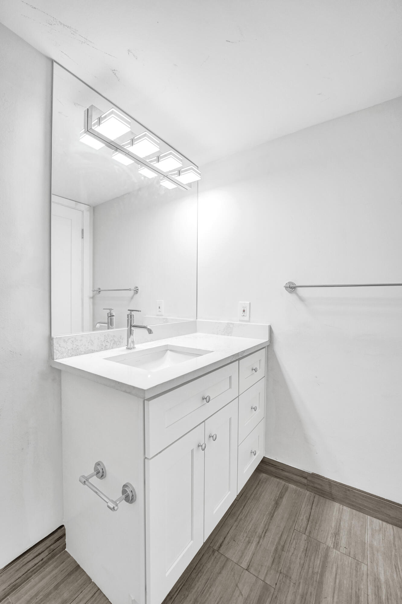 1201 S Ocean Drive 2509s Property Photo 7