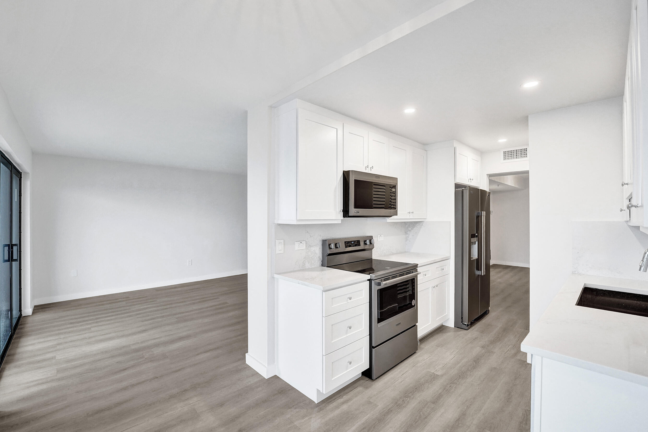 1201 S Ocean Drive 2509s Property Photo 23