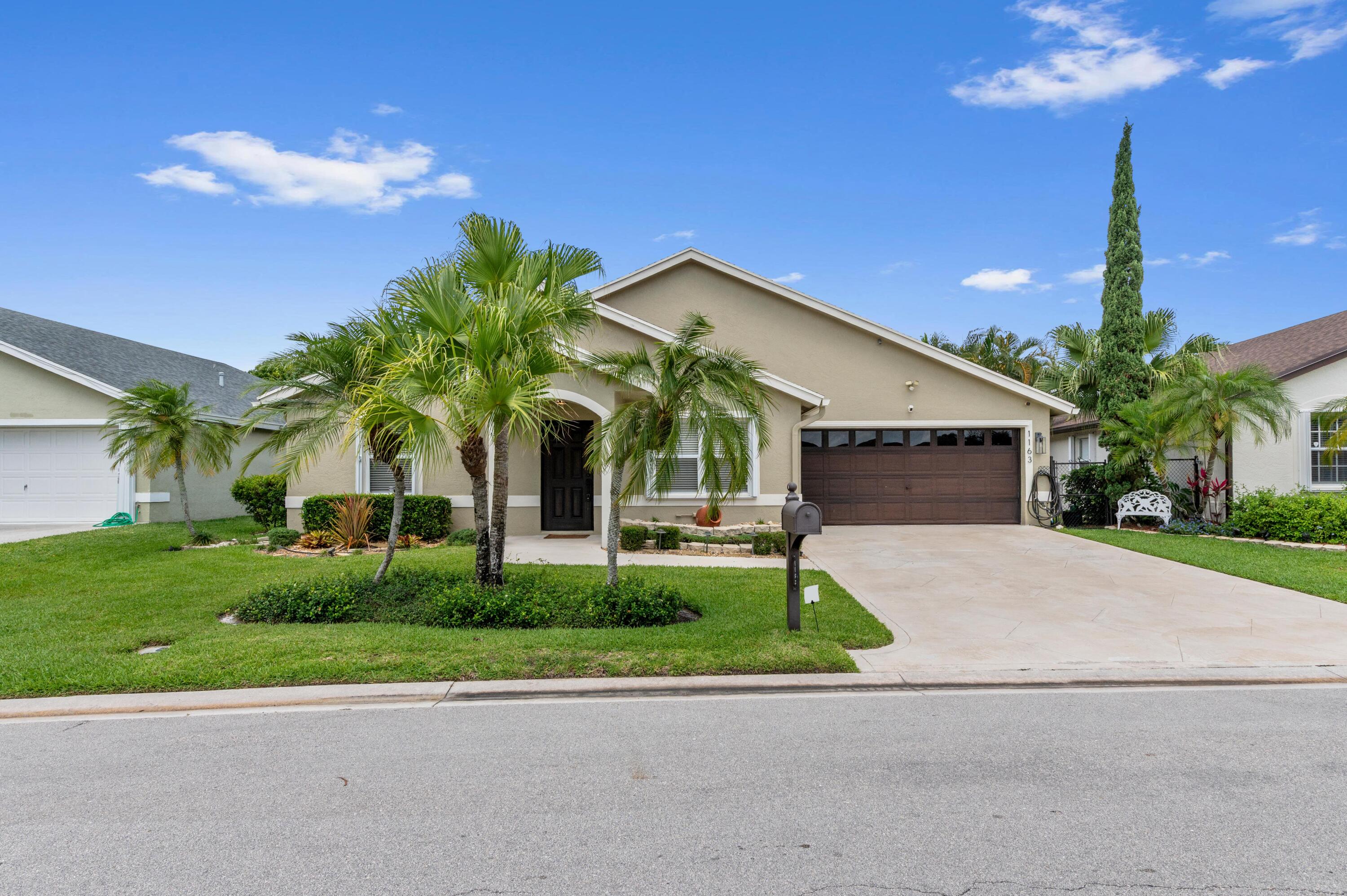 1163 Peninsula Way Property Photo 1