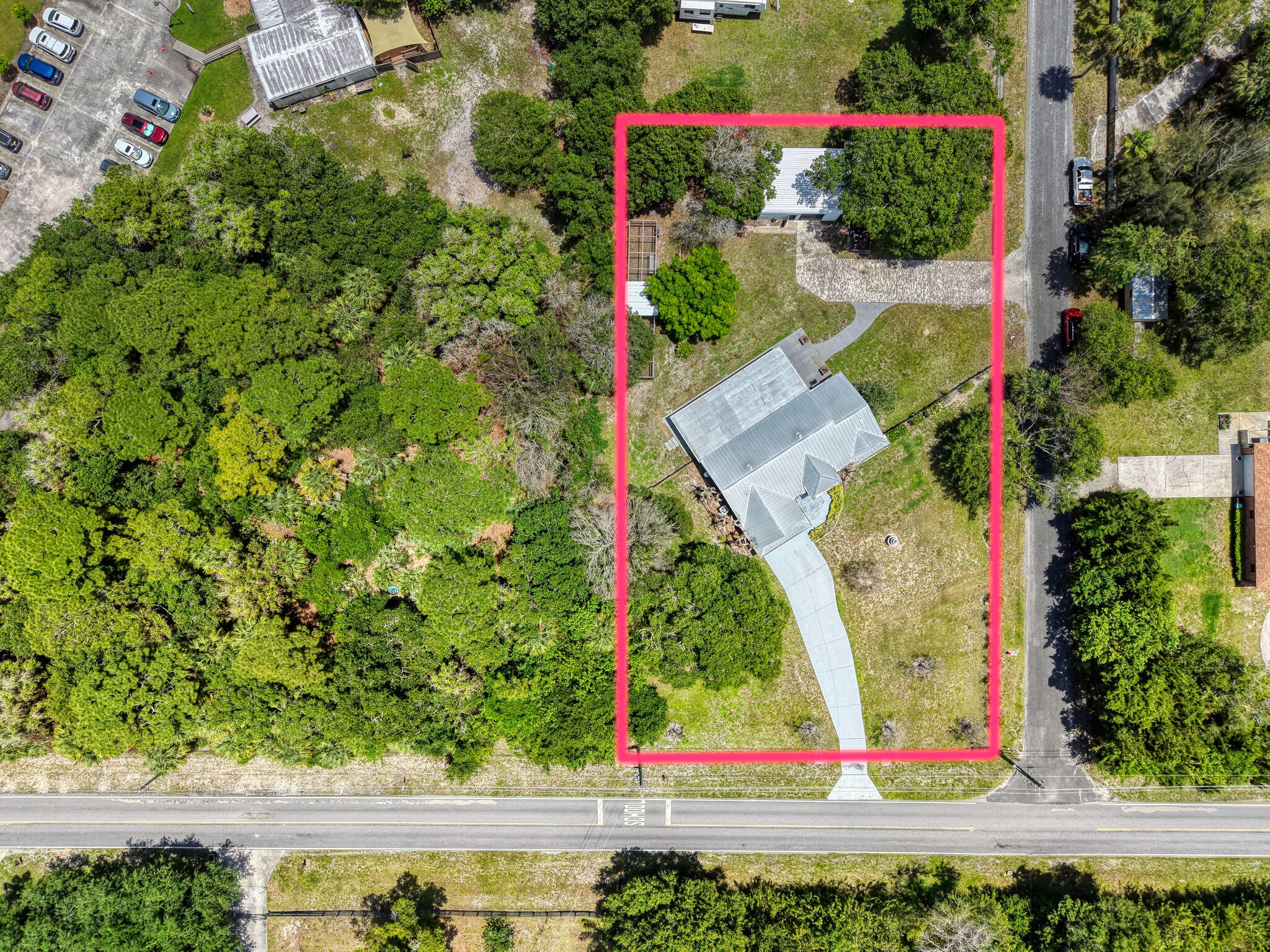 5700 Oleander Avenue Property Photo 6