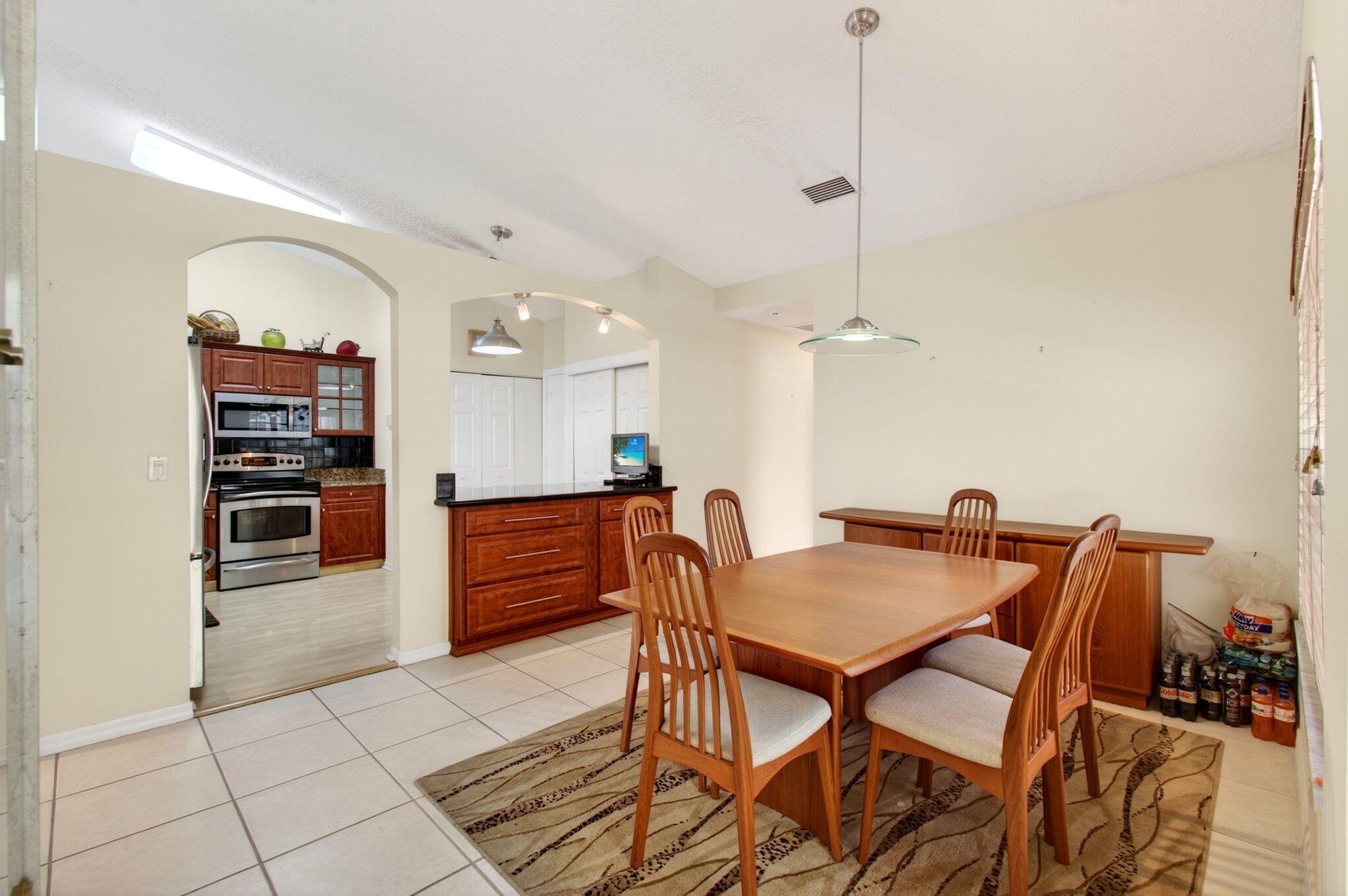 6083 Caladium Road Property Photo 3