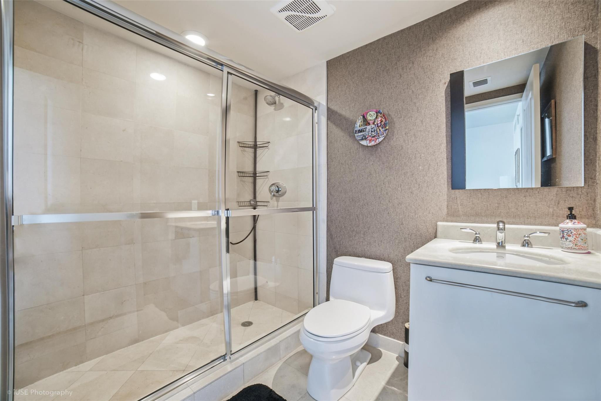 3101 S Ocean Drive 401 Property Photo 9