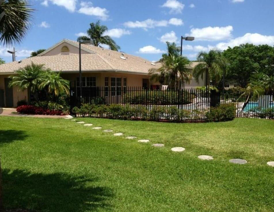 671 Cypress Lake Boulevard D21 Property Photo 14