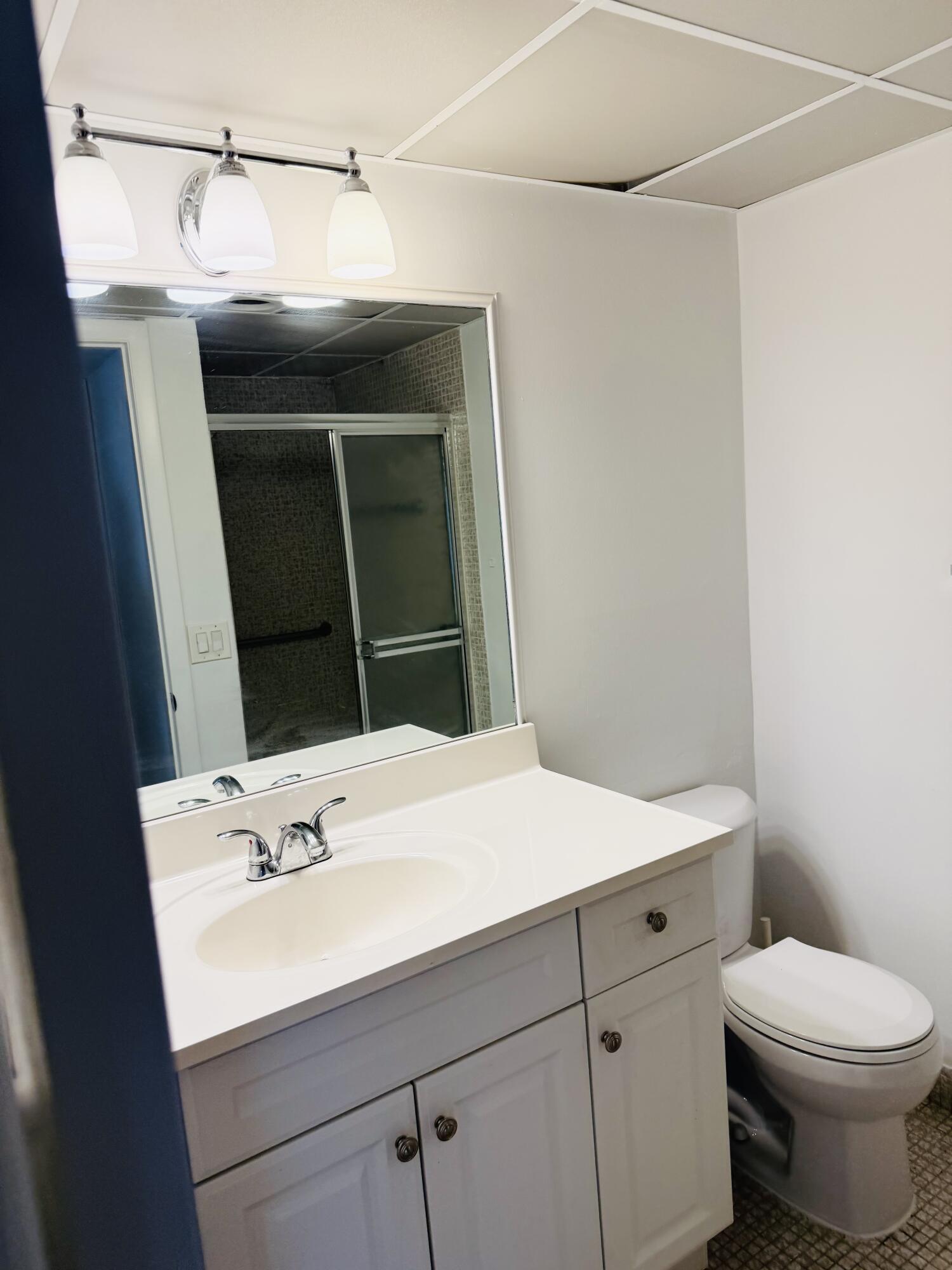490 Normandy K Property Photo 7