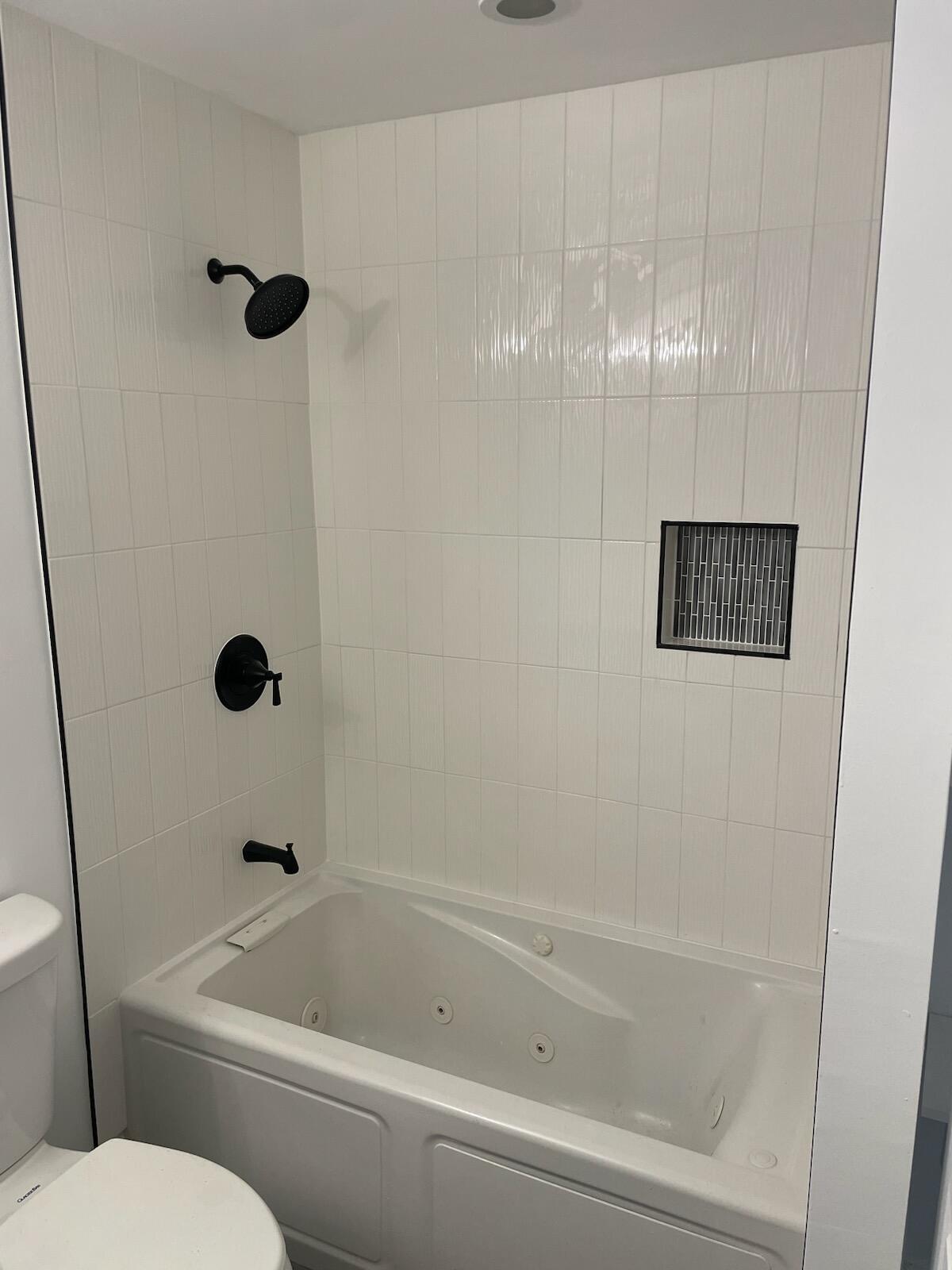 28 Madrid Lane Property Photo 8