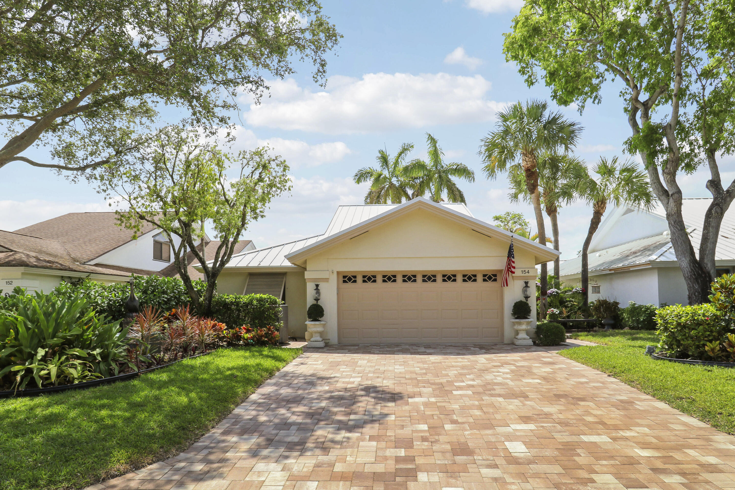 154 Sandbar Drive Property Photo 1