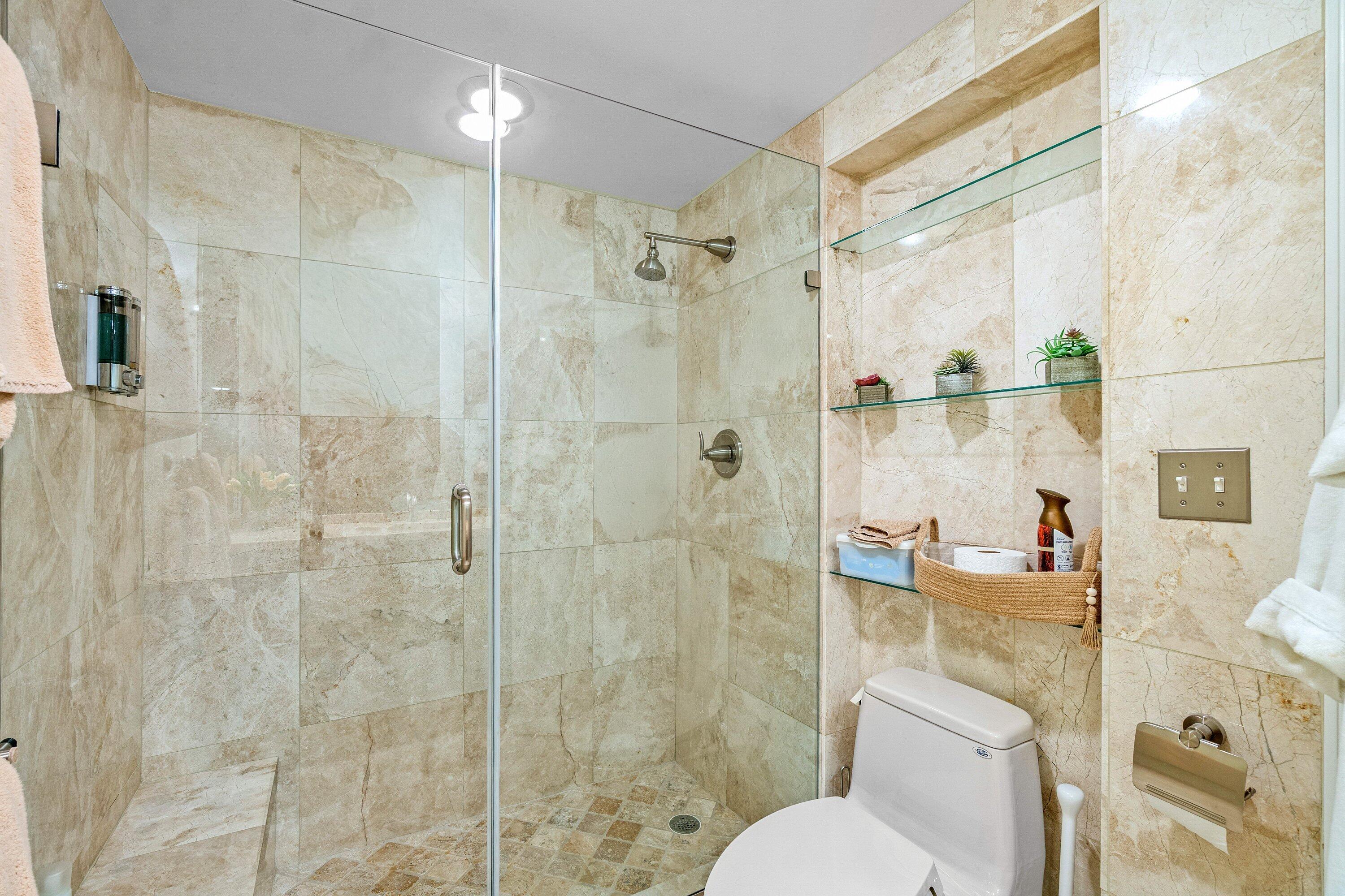 200 Macfarlane Drive N-1101 Property Photo 24