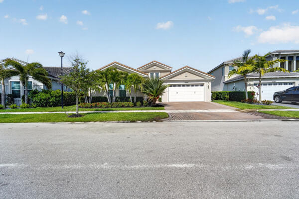 15804 Goldfinch Circle Property Photo 49