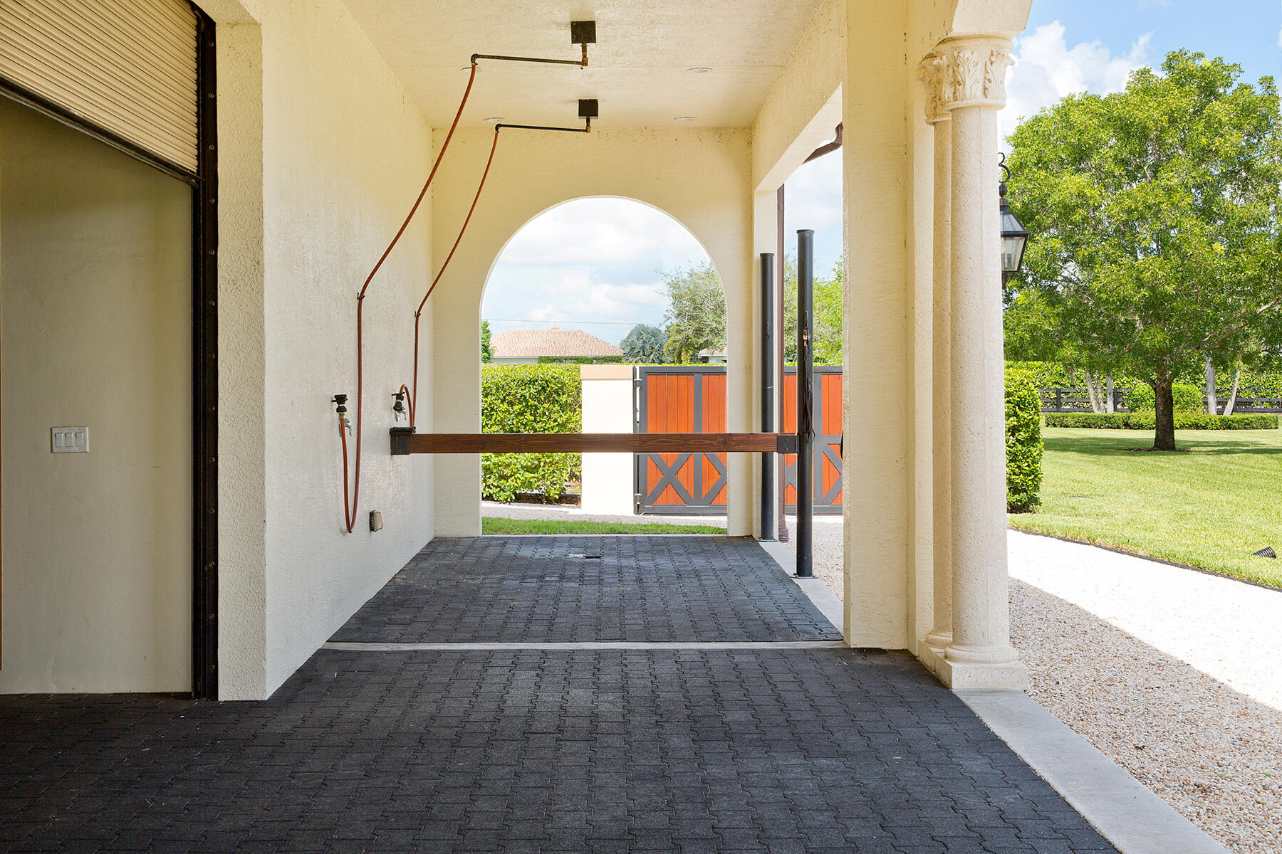 3310 Palm Beach Point Boulevard Property Photo 5