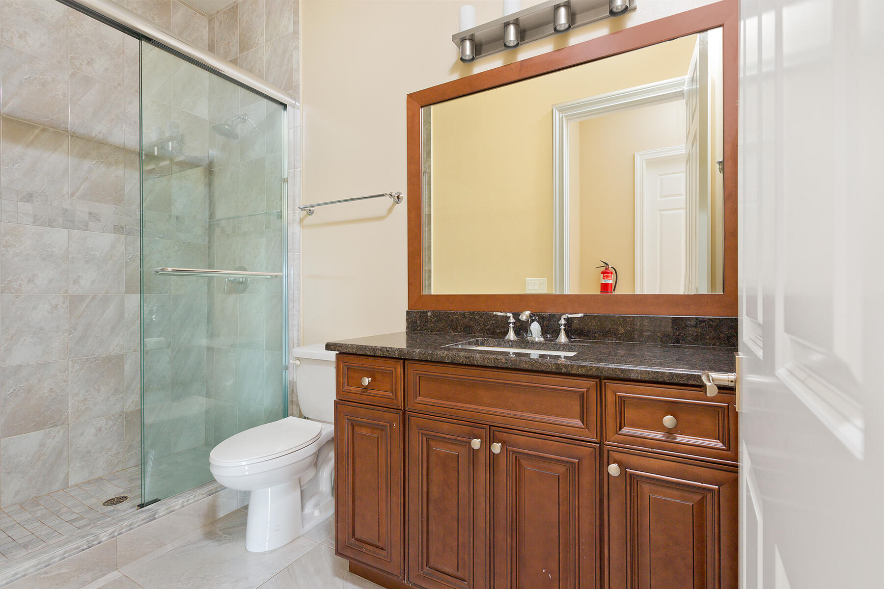 3310 Palm Beach Point Boulevard Property Photo 40