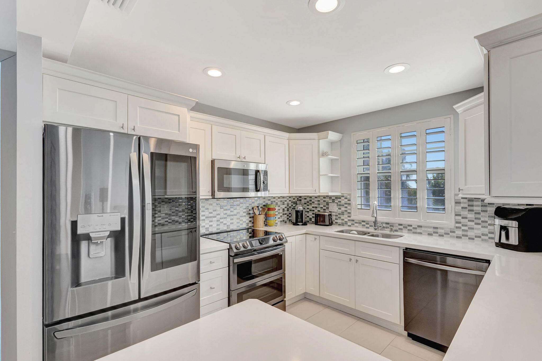 205 Mainsail Circle Property Photo 1