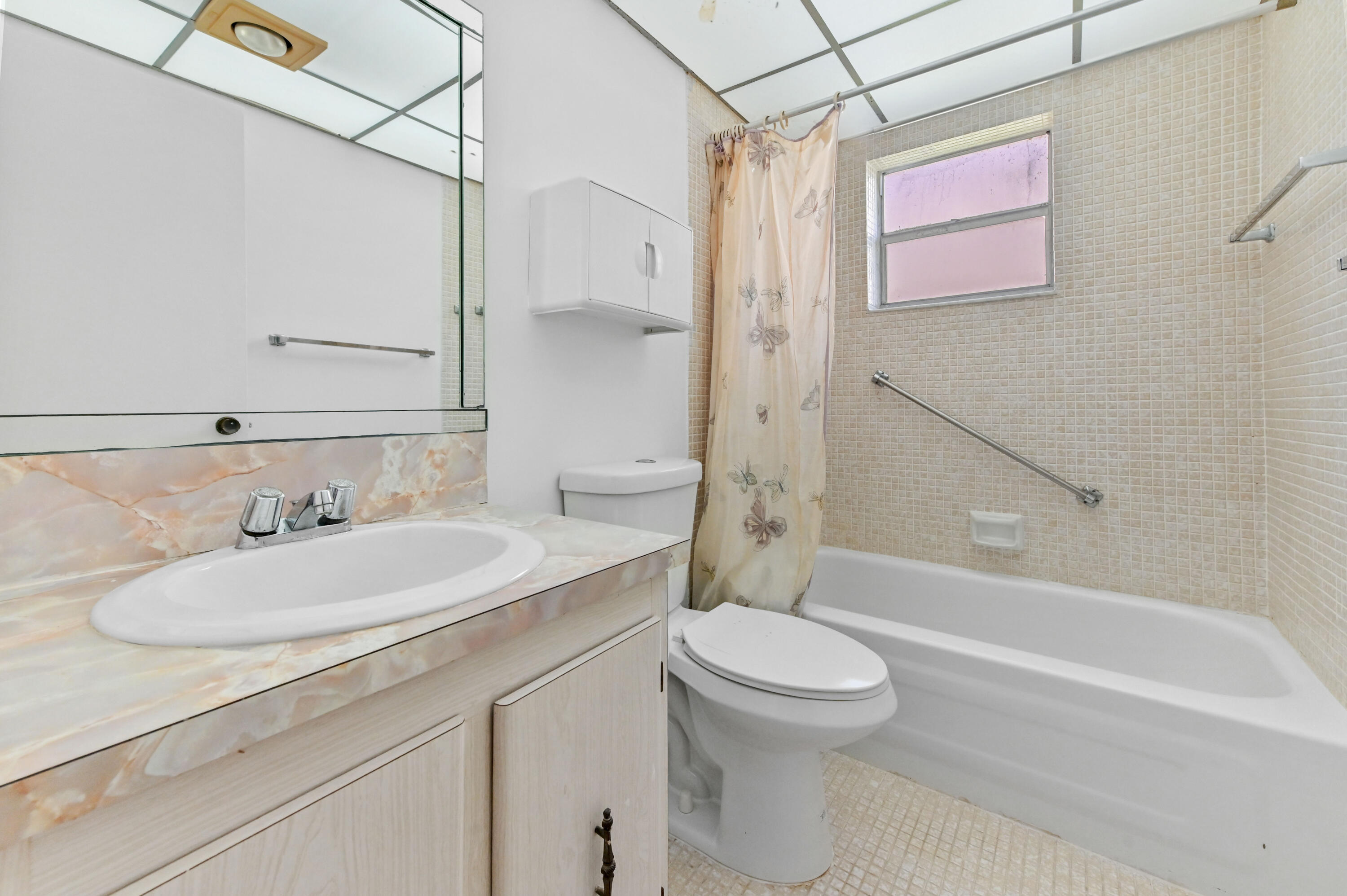 346 Capri H Property Photo 10
