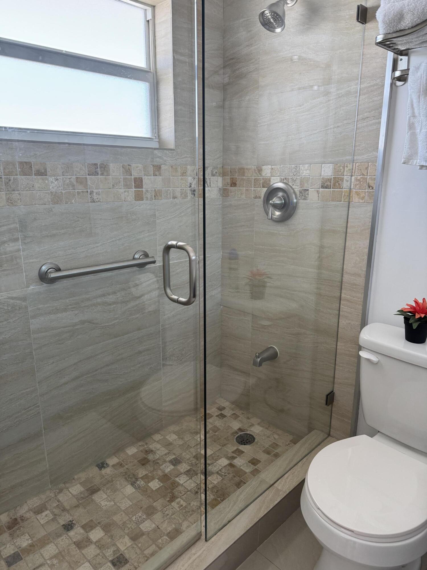 201 N Ocean Boulevard Ph1 Property Photo 4