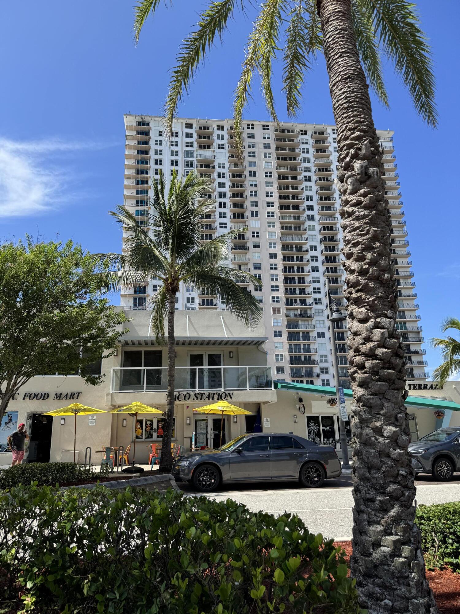 201 N Ocean Boulevard Ph1 Property Photo 29