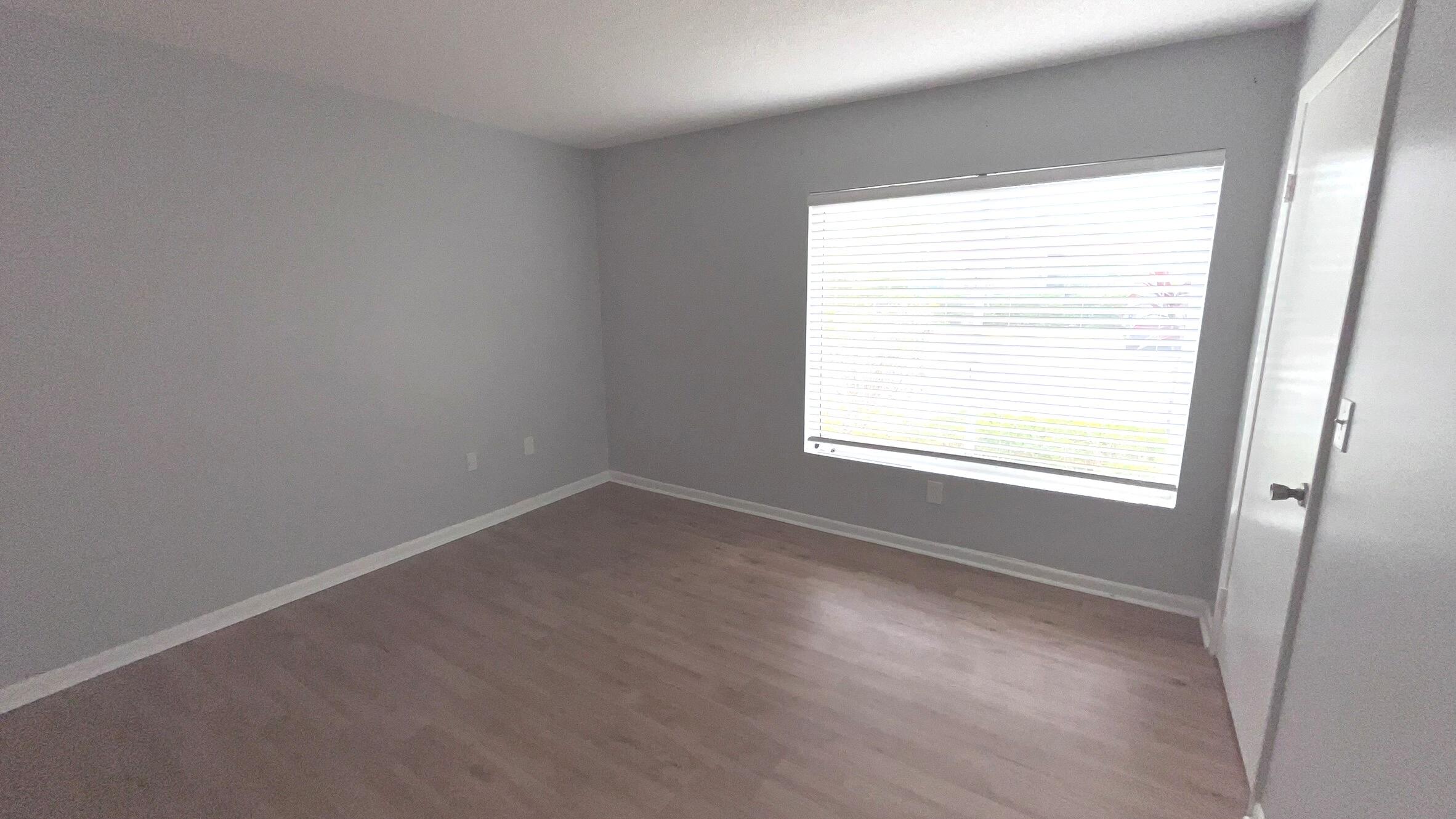 815 W Boynton Beach Boulevard 11-107 Property Photo 10