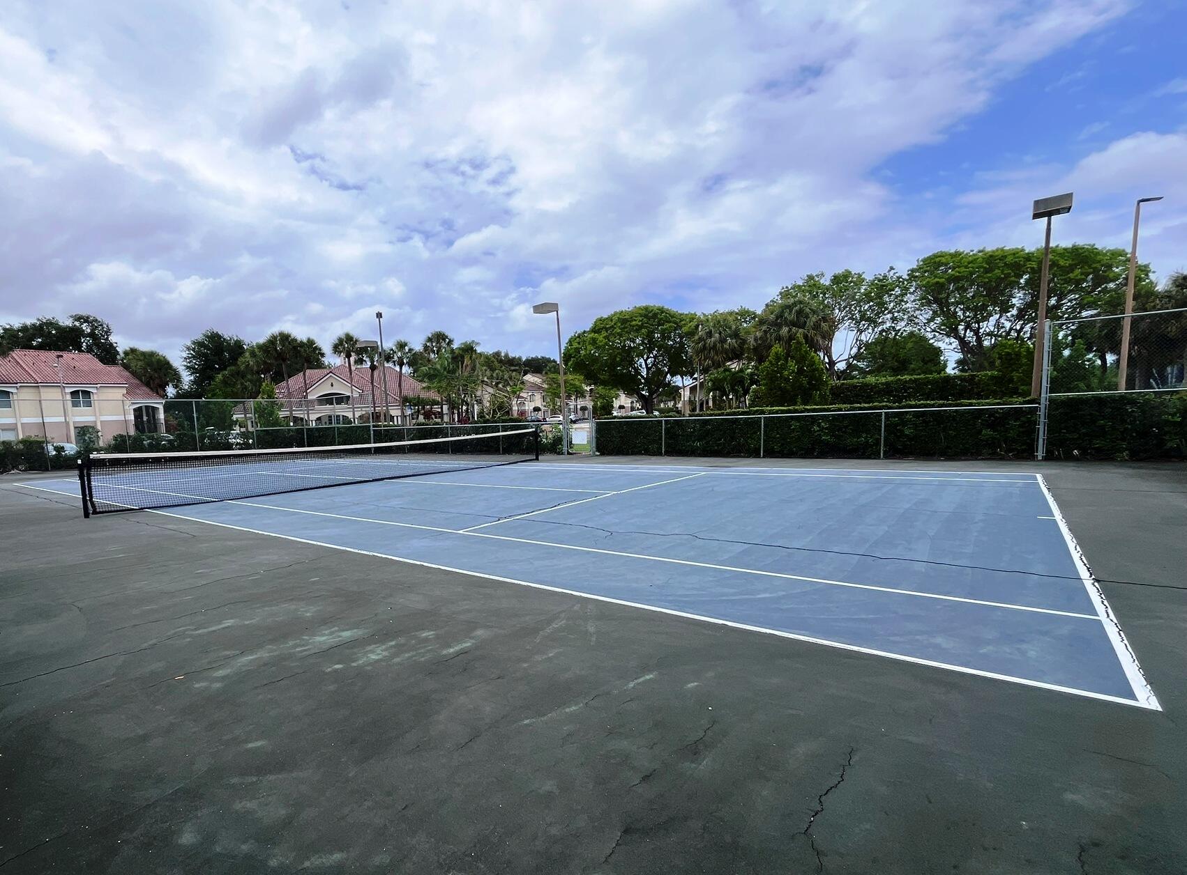 815 W Boynton Beach Boulevard 11-107 Property Photo 25