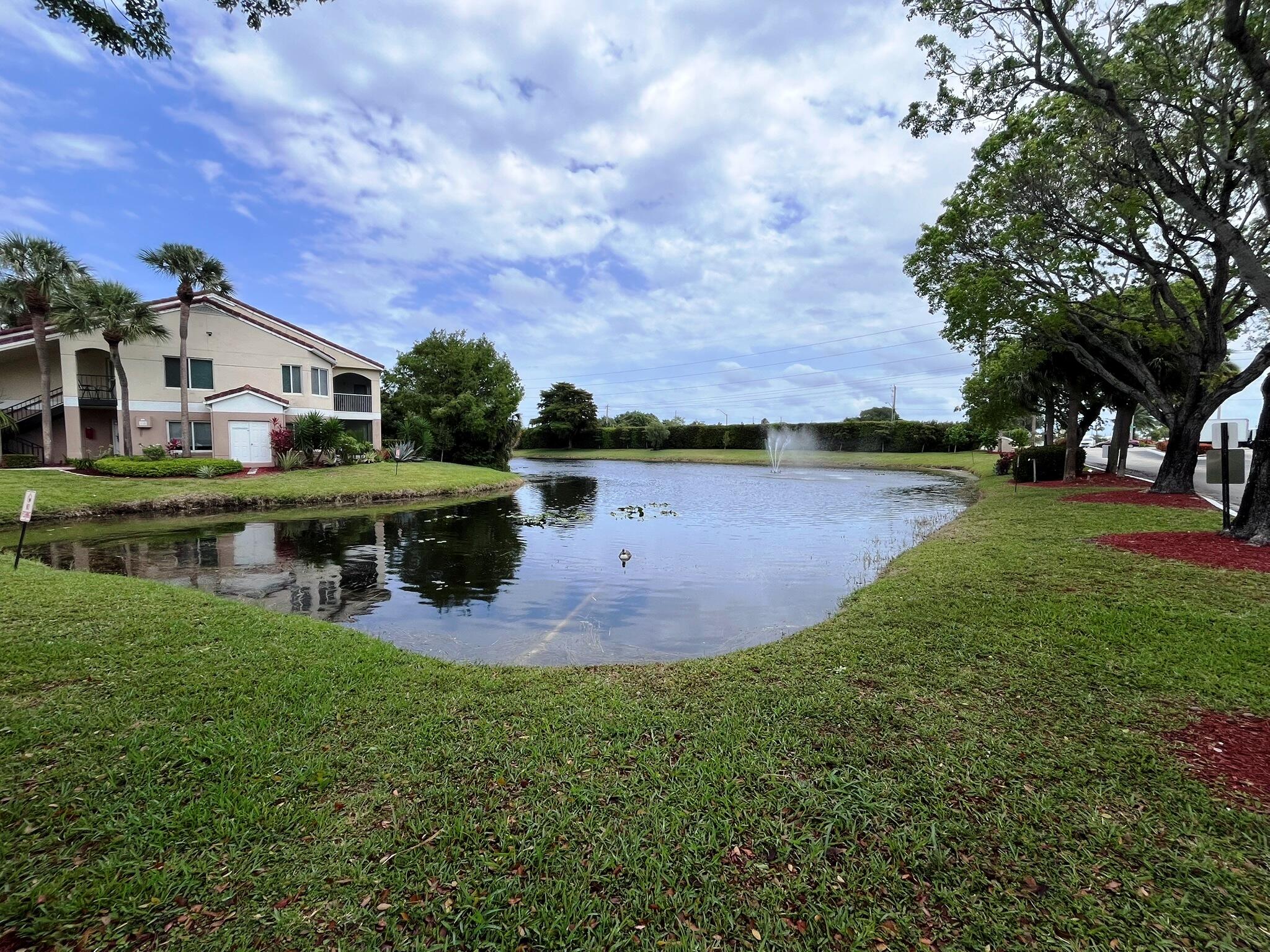 815 W Boynton Beach Boulevard 11-107 Property Photo 26