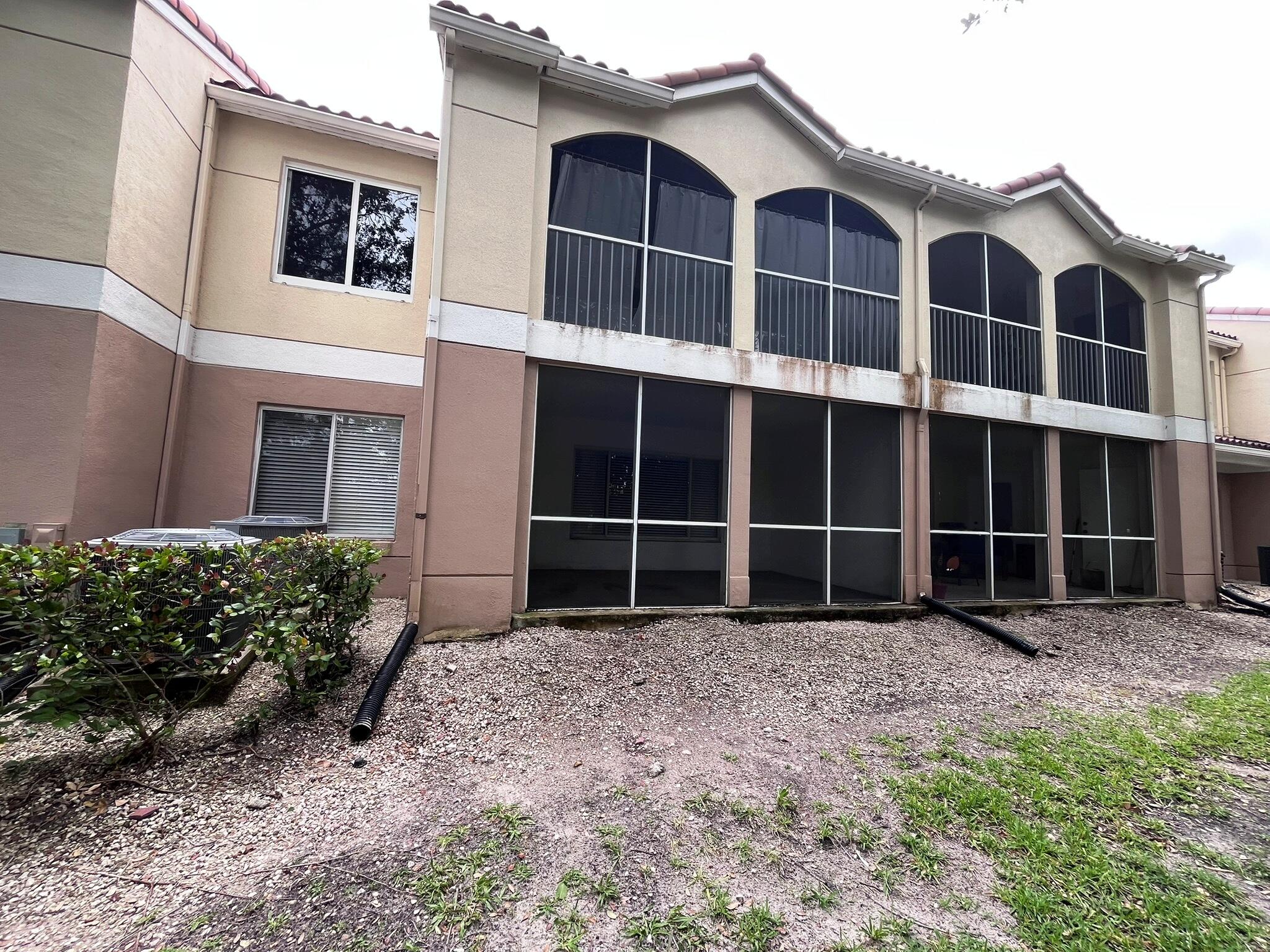 815 W Boynton Beach Boulevard 11-107 Property Photo 28