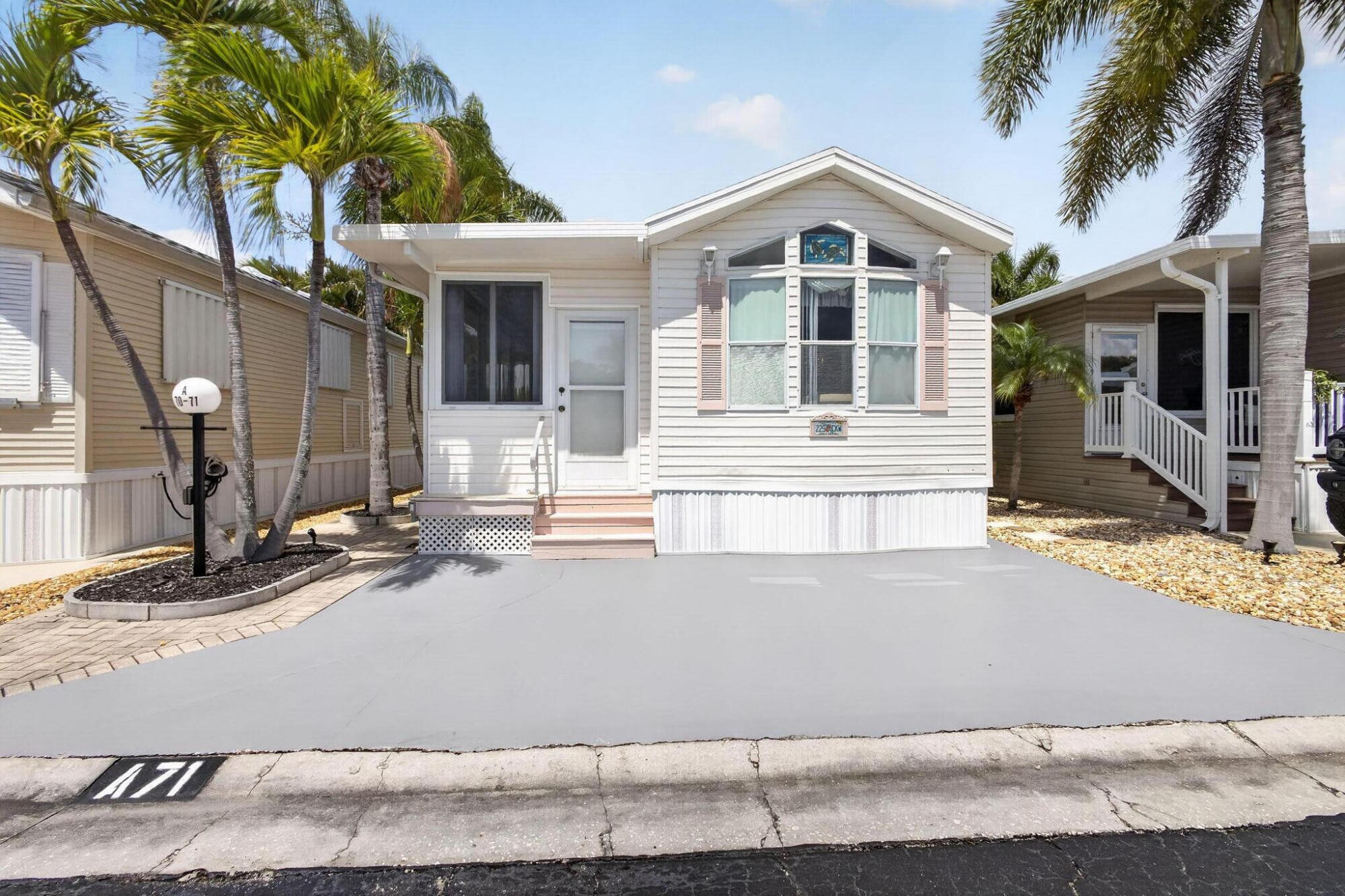 900 Juno Ocean Walk A71 Property Photo 1