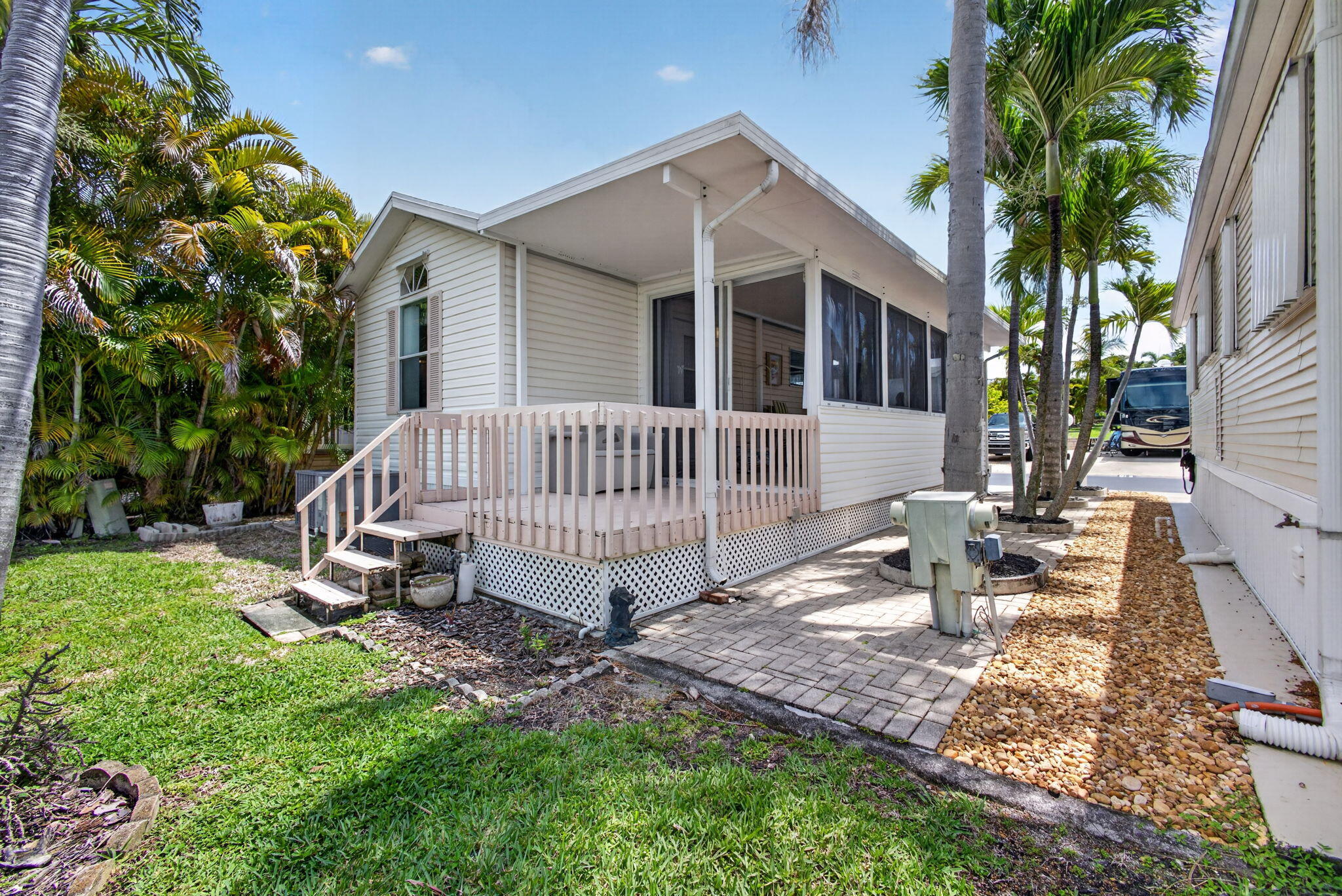 900 Juno Ocean Walk A71 Property Photo 16