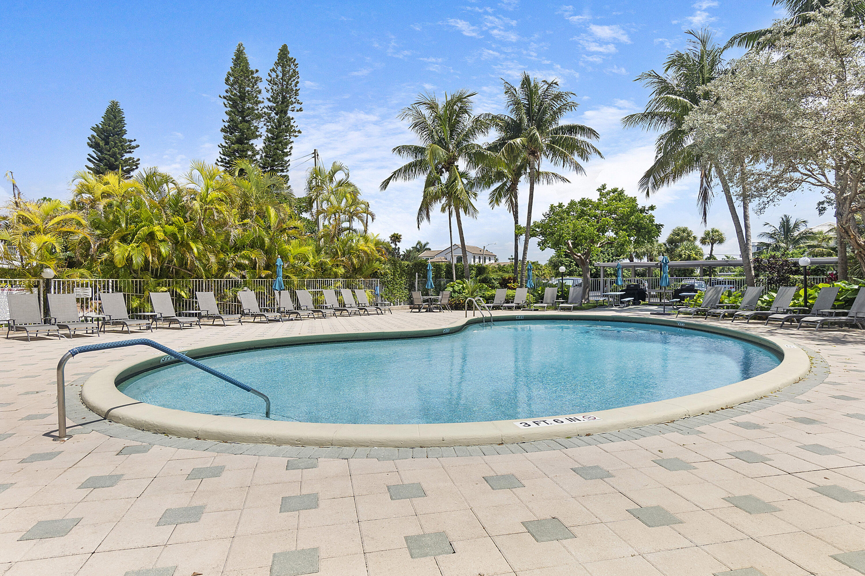 2851 S Ocean Boulevard 7 E Property Photo 23