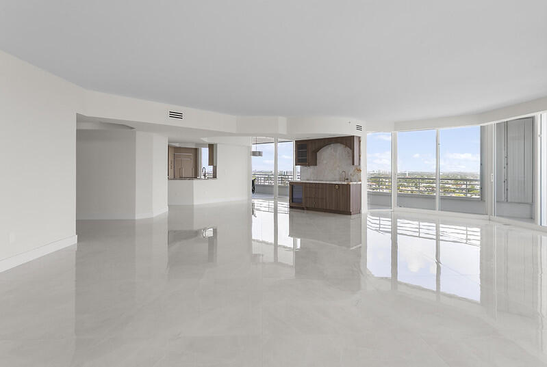 1700 S Ocean Boulevard 15c Property Photo 19